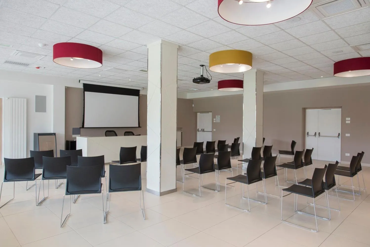 Business facilities in Eliopoli Beach Hostel & Restaurant