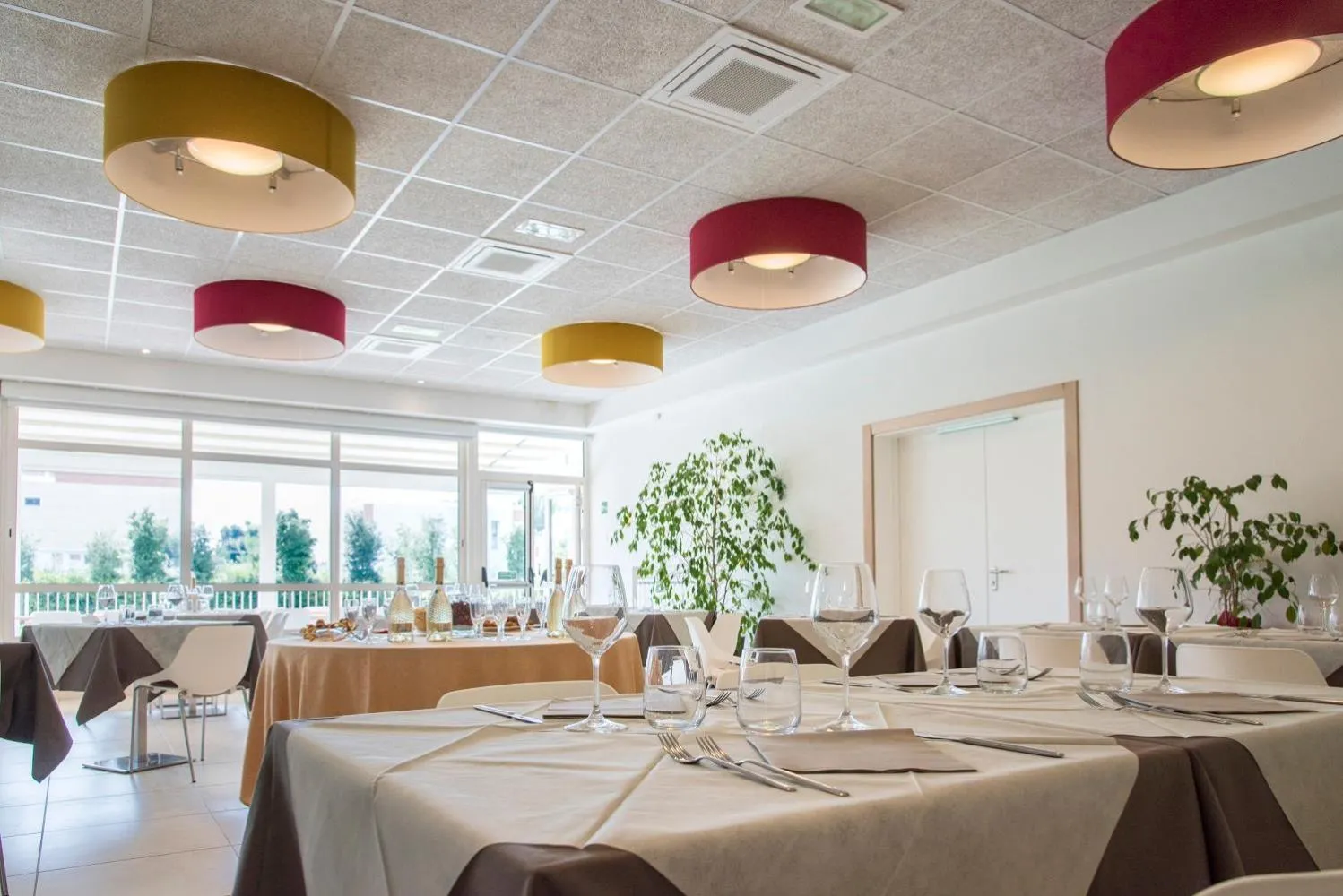 Restaurant/places to eat in Eliopoli Beach Hostel & Restaurant