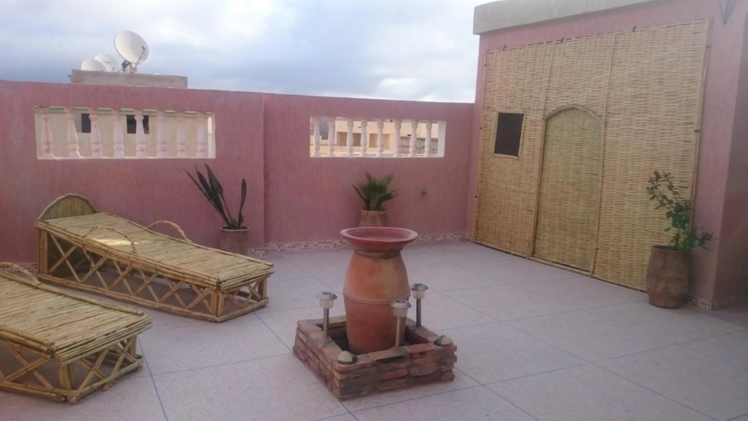 Elmenzah Apartments