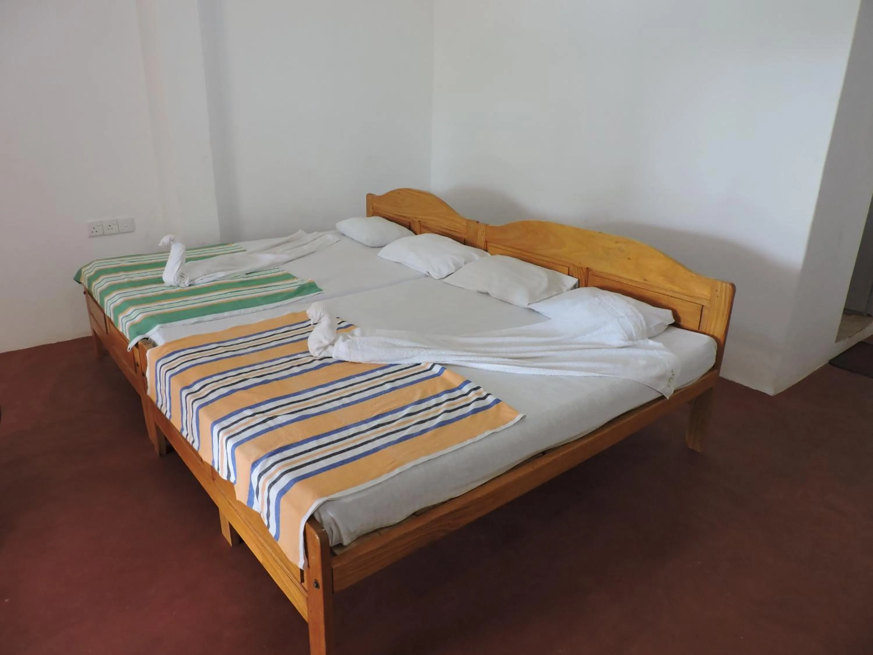 Bedroom, Bed in Thirumalai Park