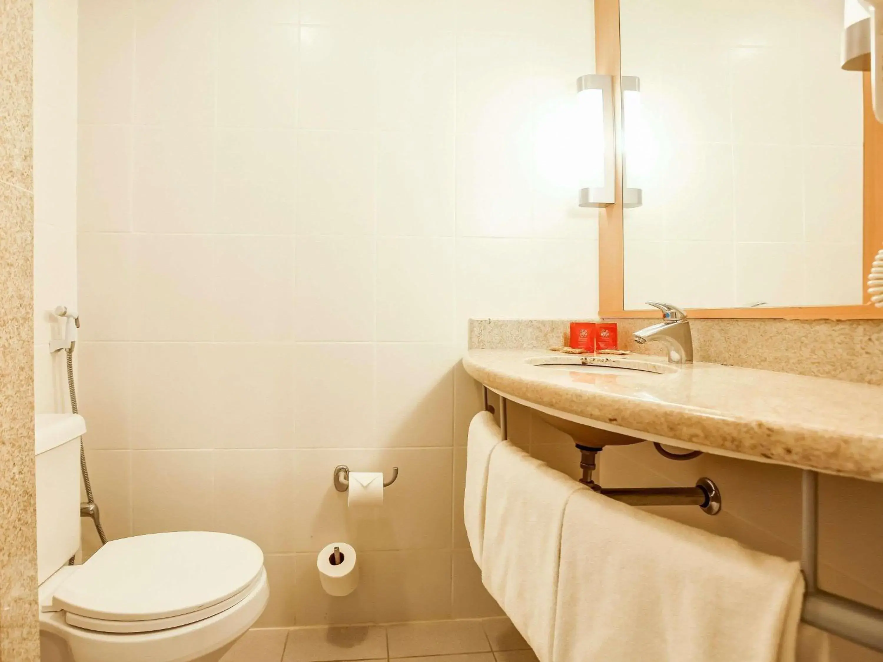 Bedroom in ibis Copacabana Posto 2 Bedroom in ibis Copacabana Posto 2