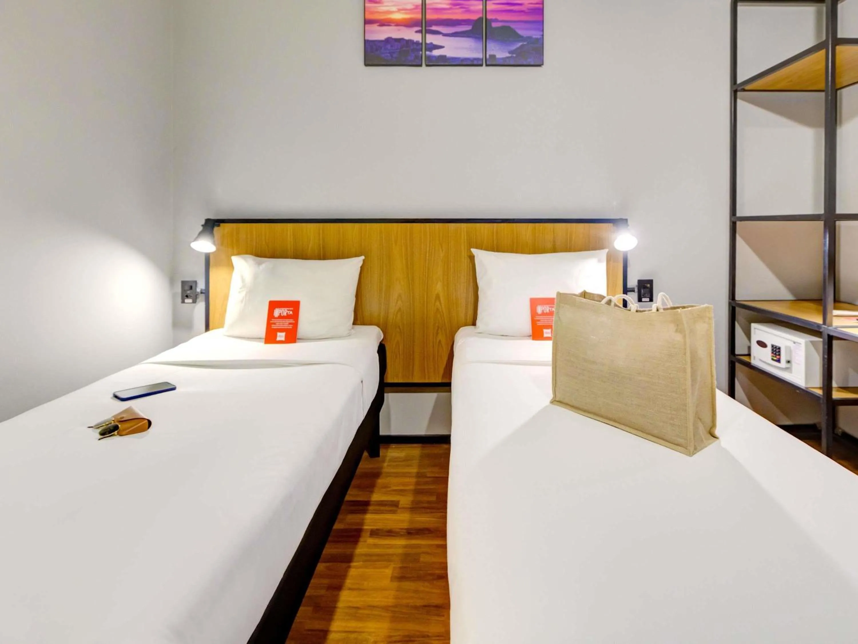 Bedroom, Bed in ibis Copacabana Posto 2