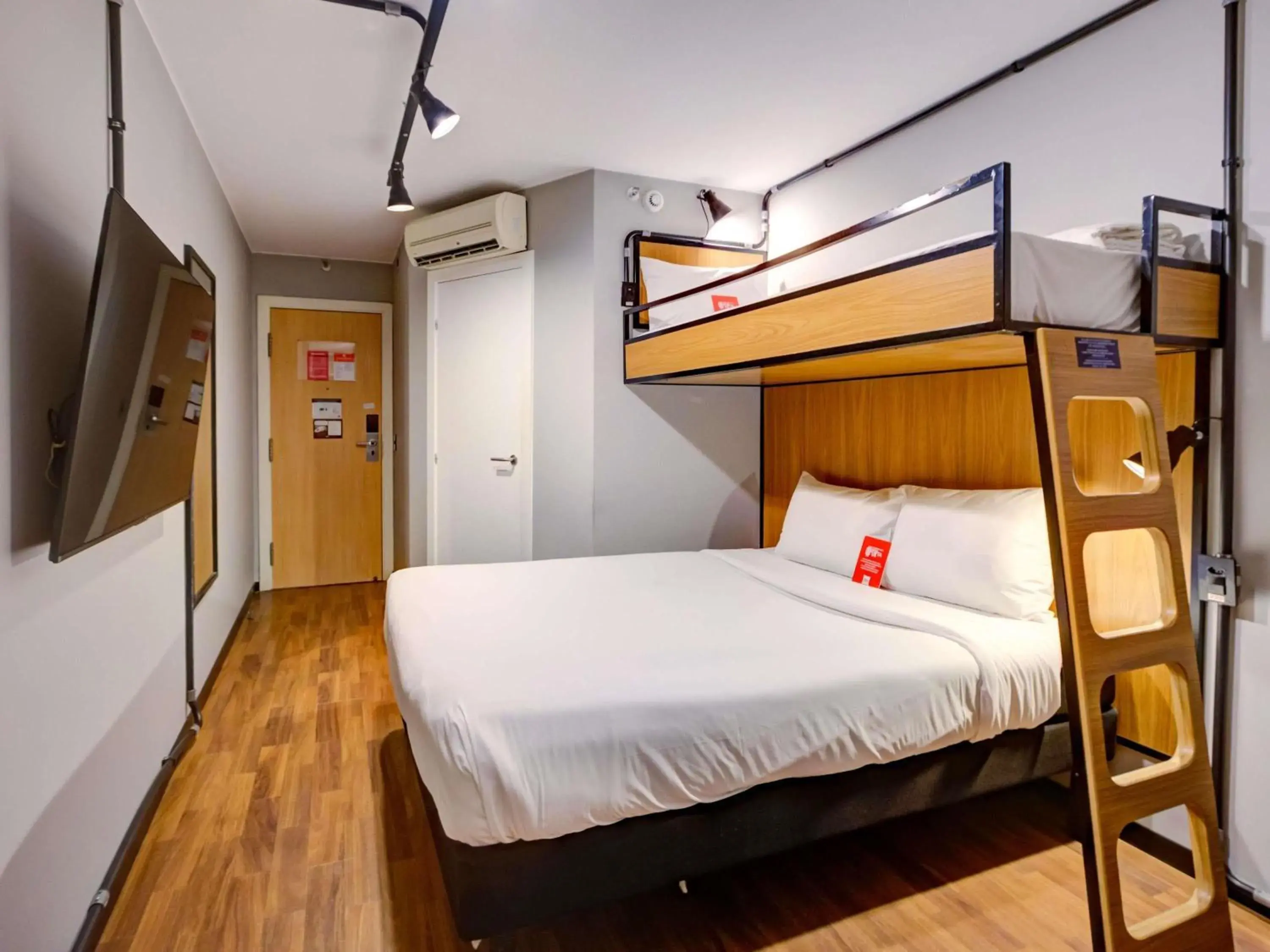 Bedroom, Bed in ibis Copacabana Posto 2 Bedroom, Bed in ibis Copacabana Posto 2