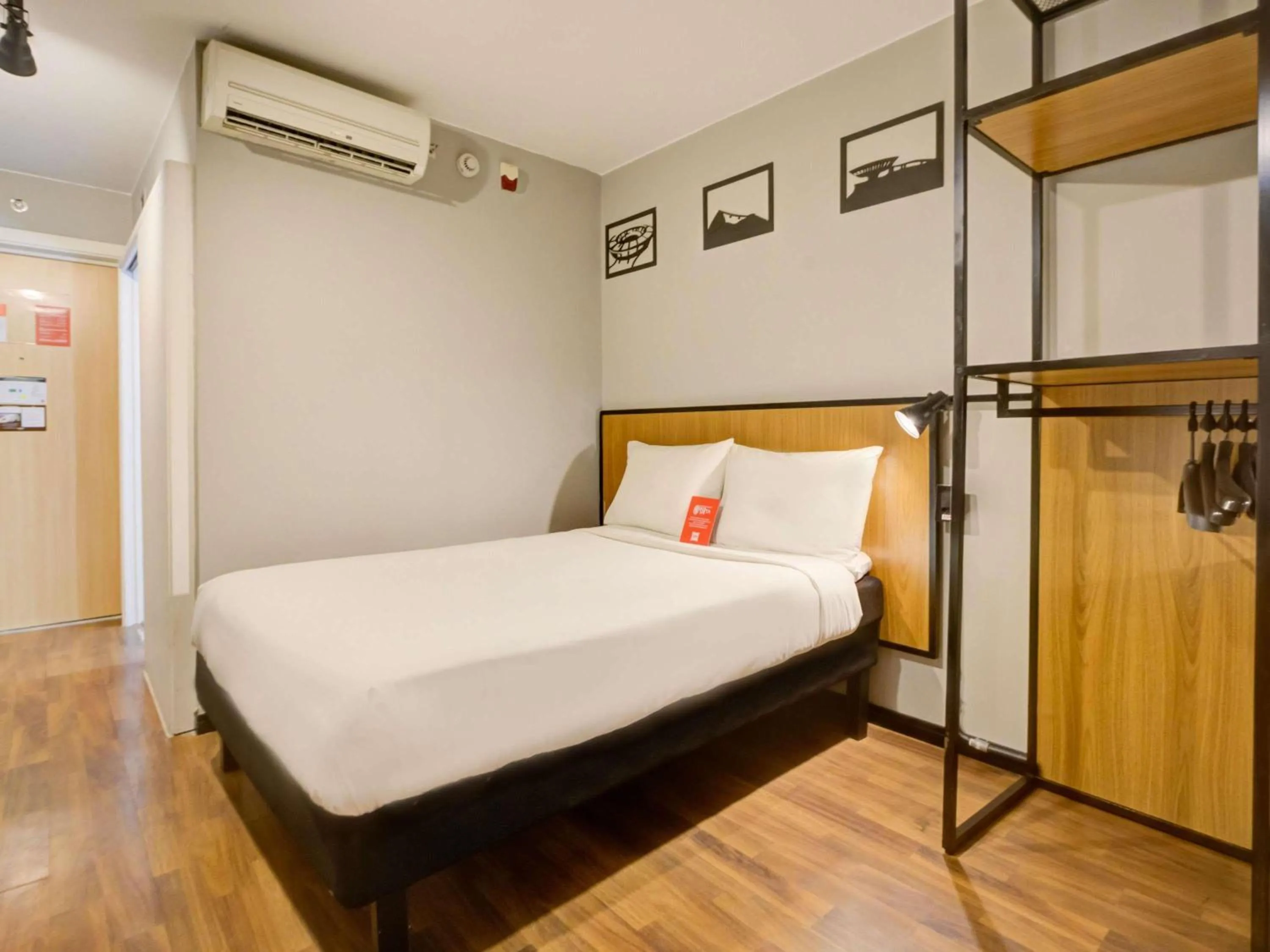 Bedroom, Bed in ibis Copacabana Posto 2