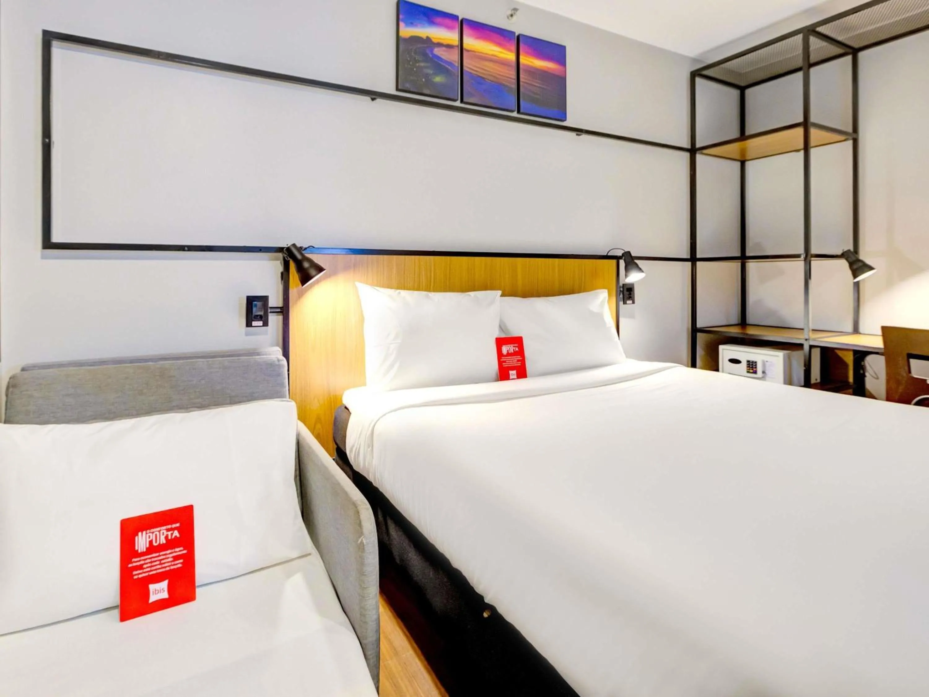 Bedroom, Bed in ibis Copacabana Posto 2