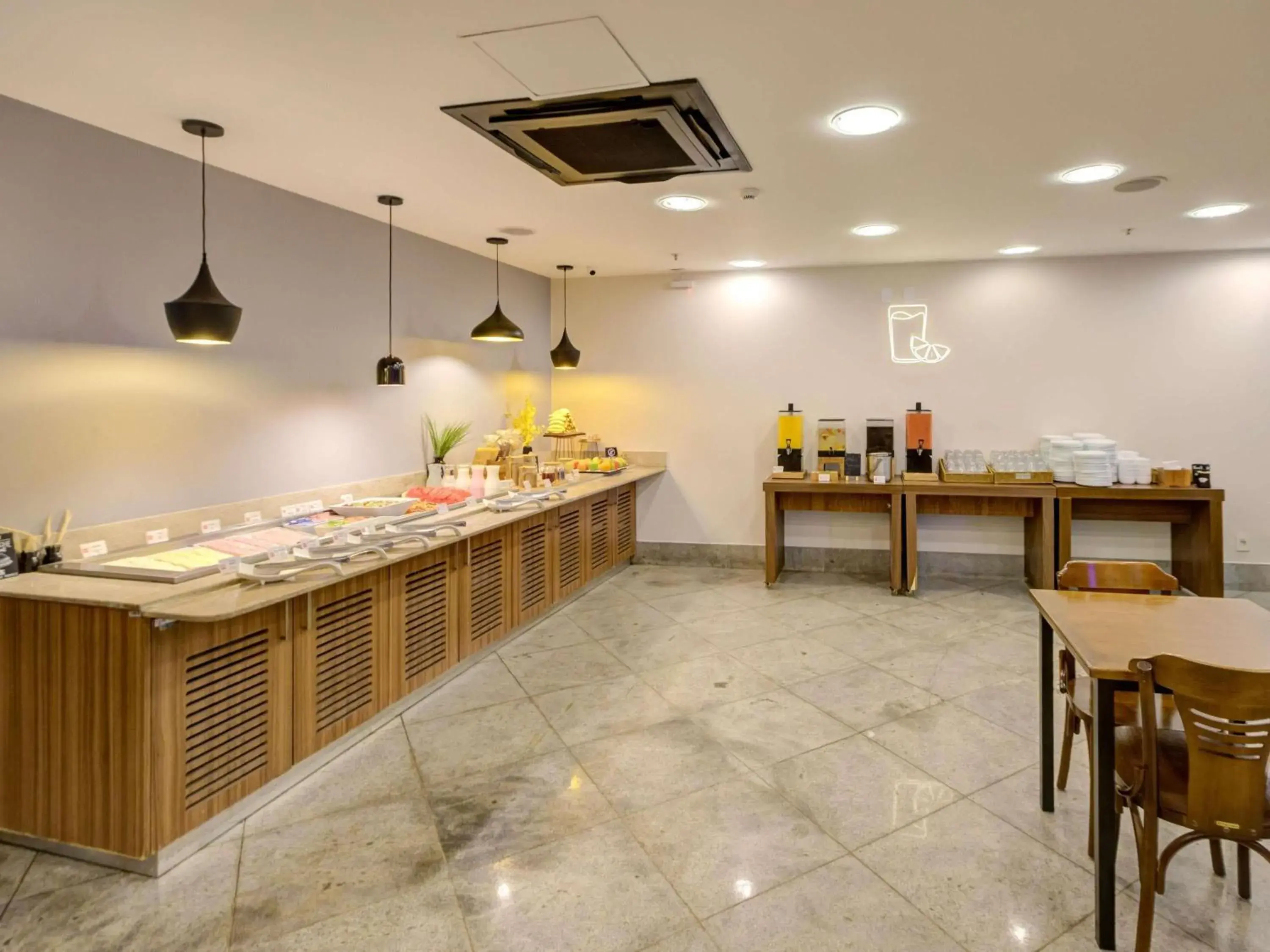 Breakfast in ibis Copacabana Posto 2 Breakfast in ibis Copacabana Posto 2