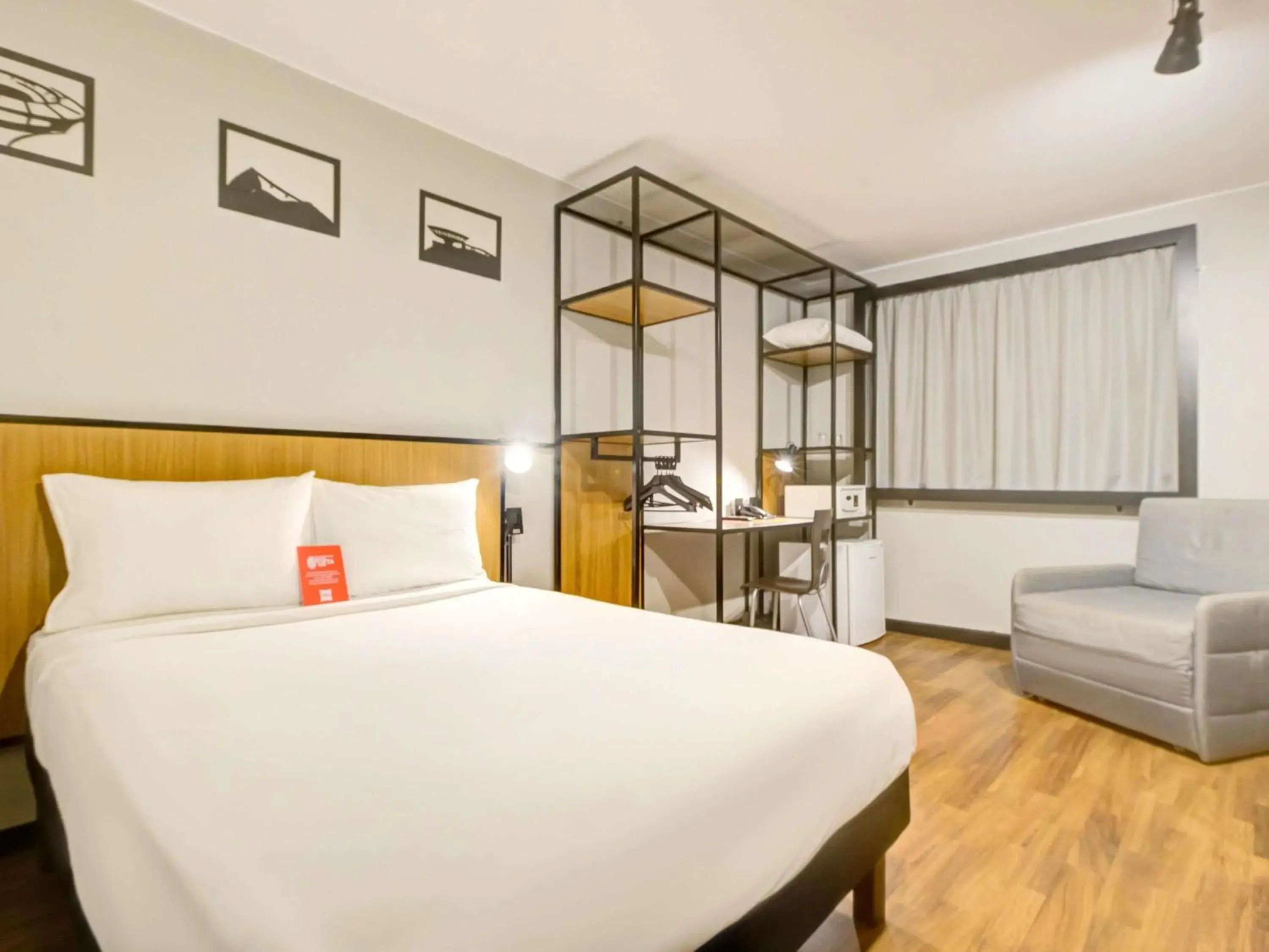 Bedroom, Bed in ibis Copacabana Posto 2 Bedroom, Bed in ibis Copacabana Posto 2