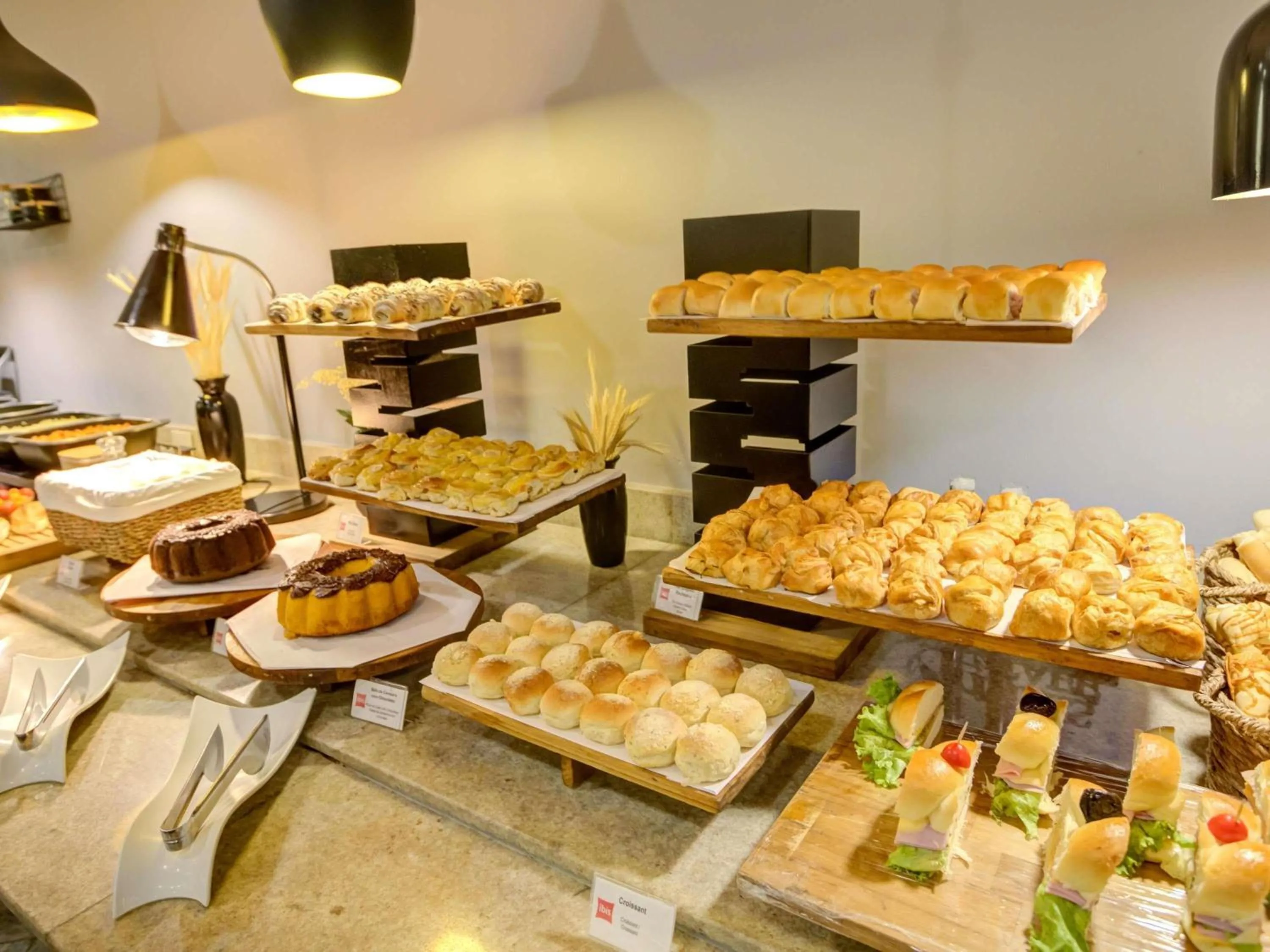 Breakfast in ibis Copacabana Posto 2