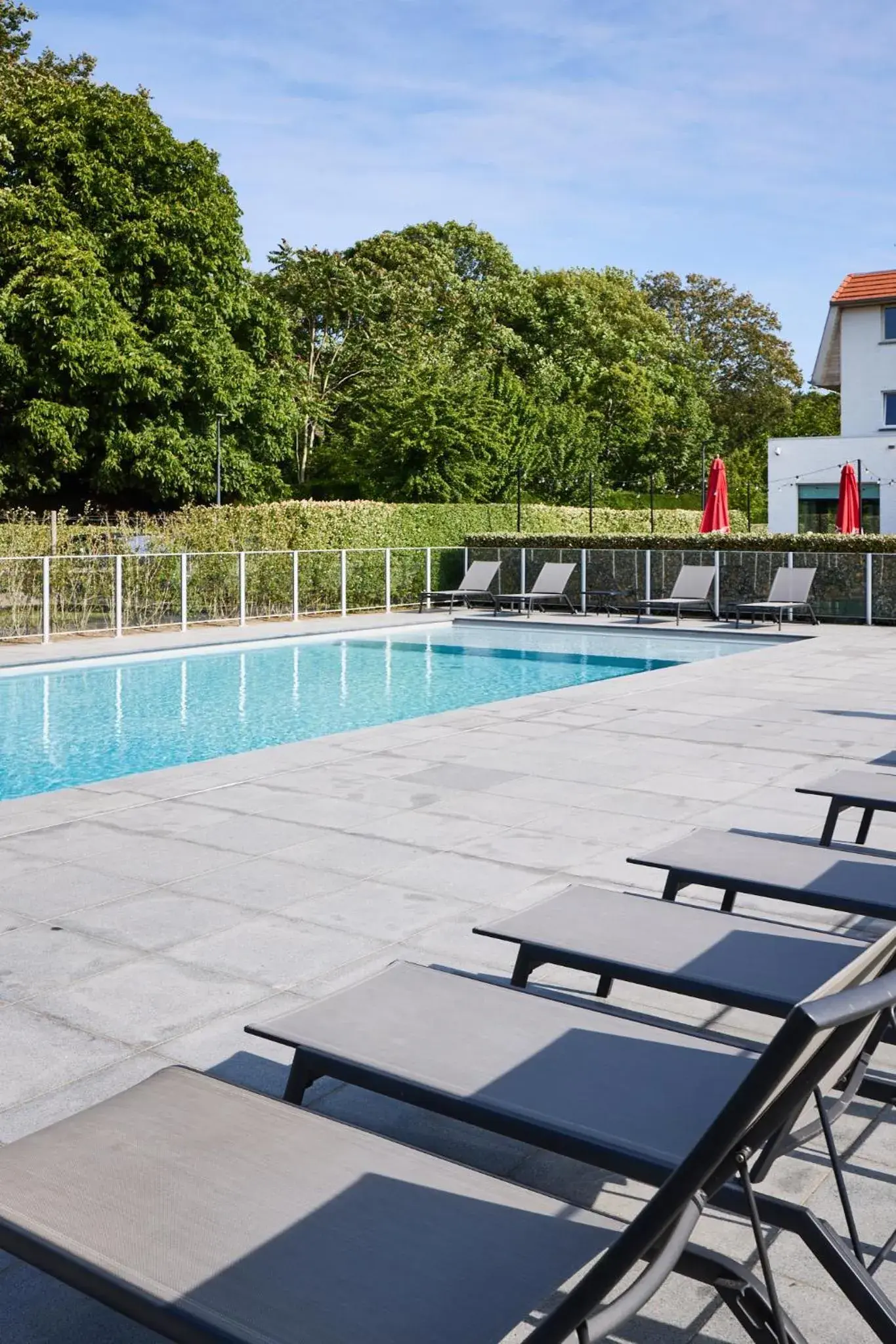 Swimming pool in ibis De Haan Swimming pool in ibis De Haan