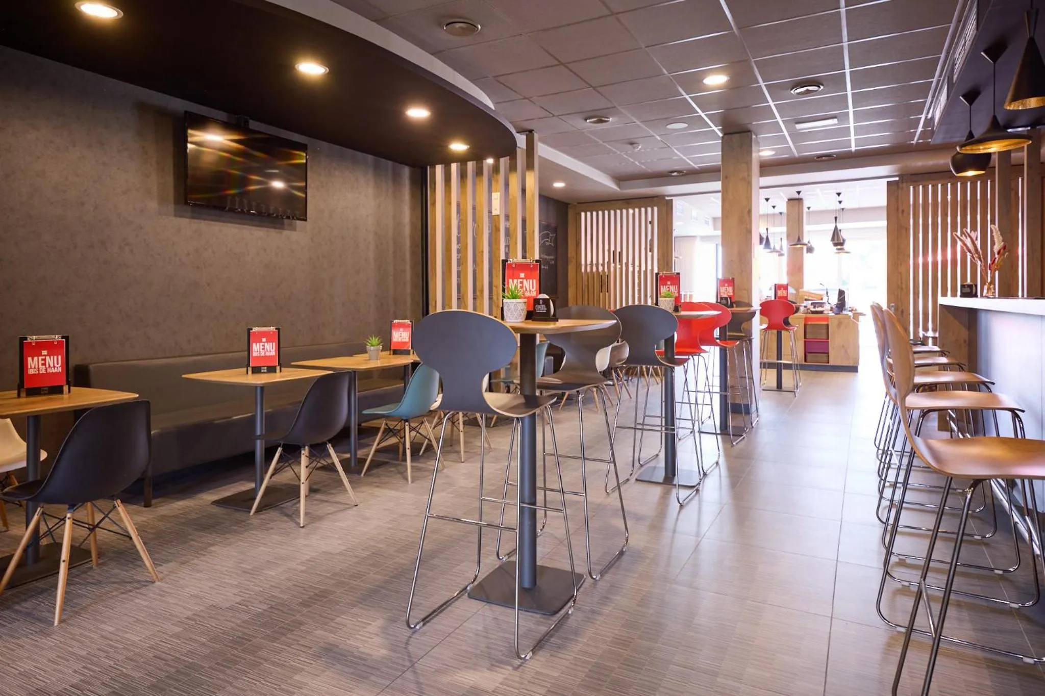 Restaurant/places to eat in ibis De Haan