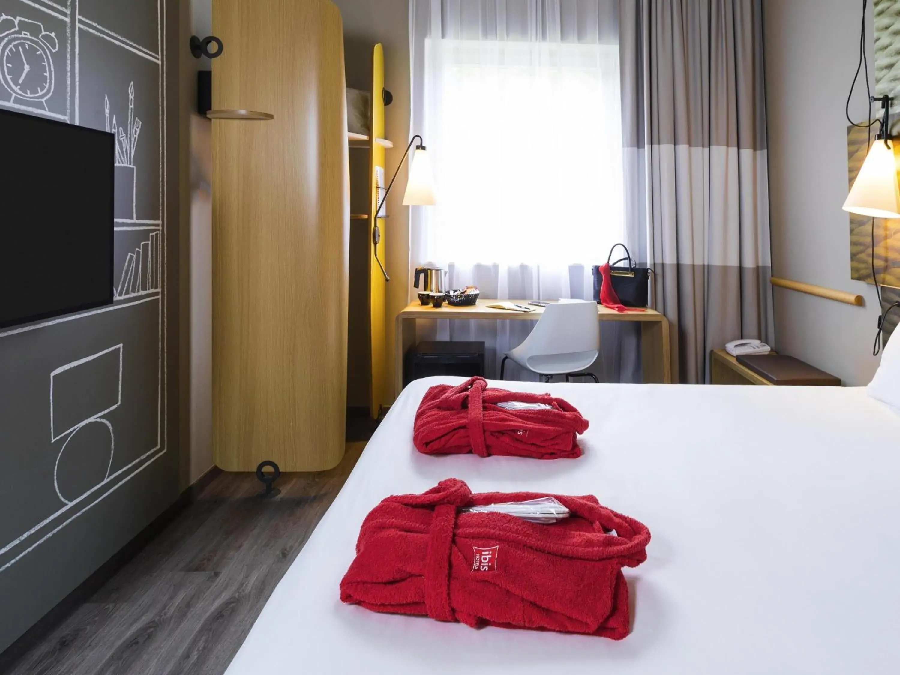 Bedroom, Bed in ibis De Haan Bedroom, Bed in ibis De Haan