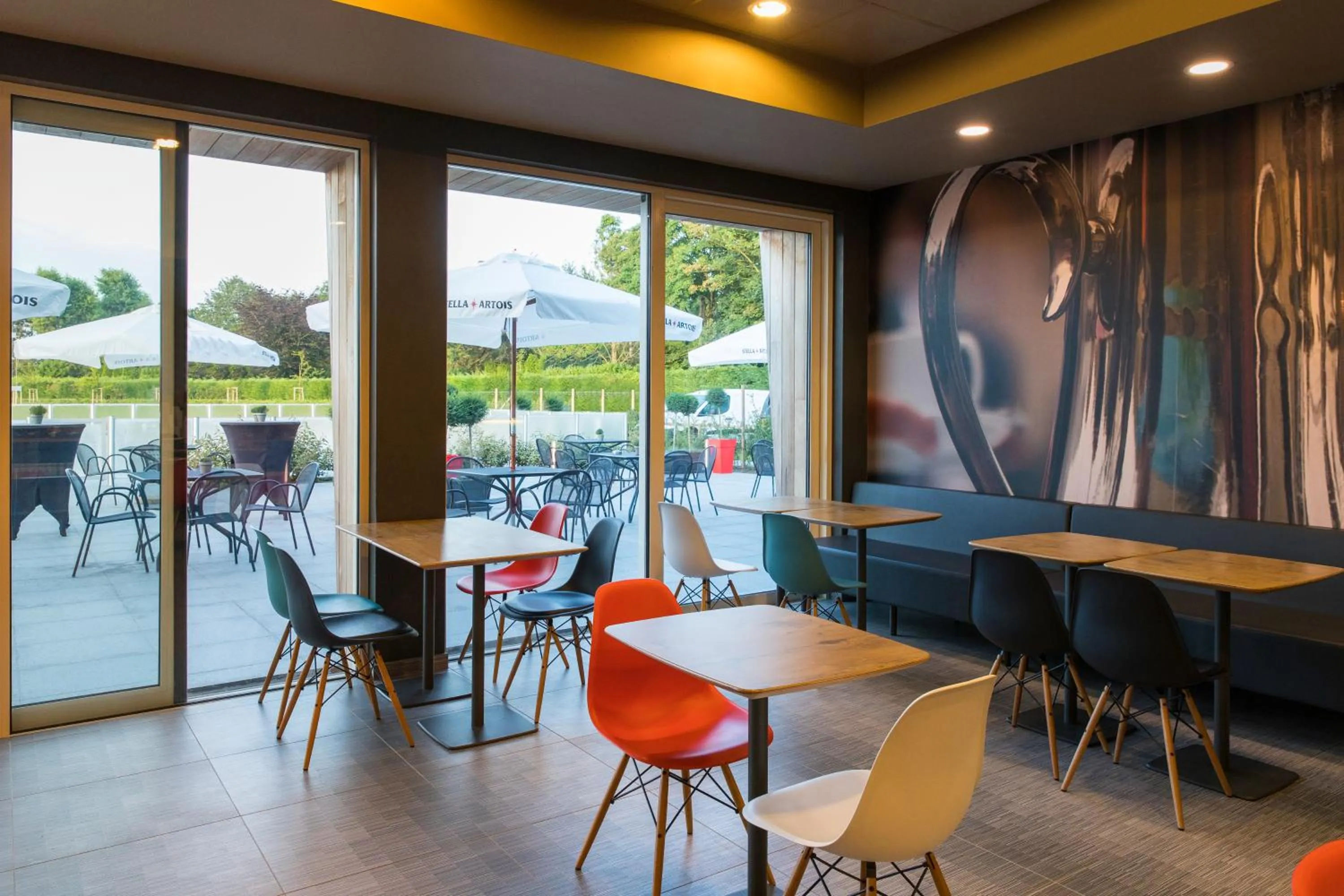 Restaurant/places to eat in ibis De Haan