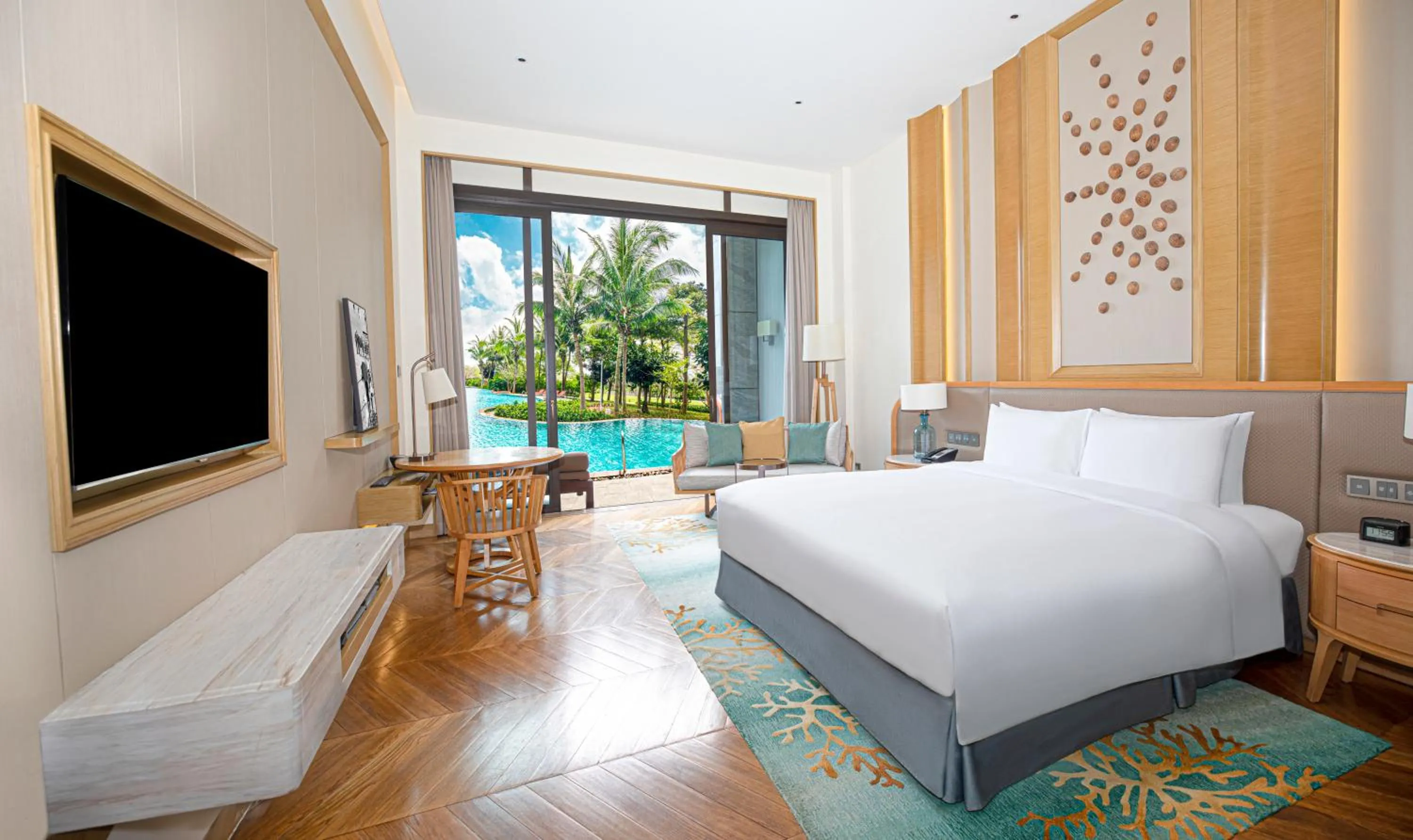 Photo of the whole room, Bed in Sofitel Sanya Leeman Resort