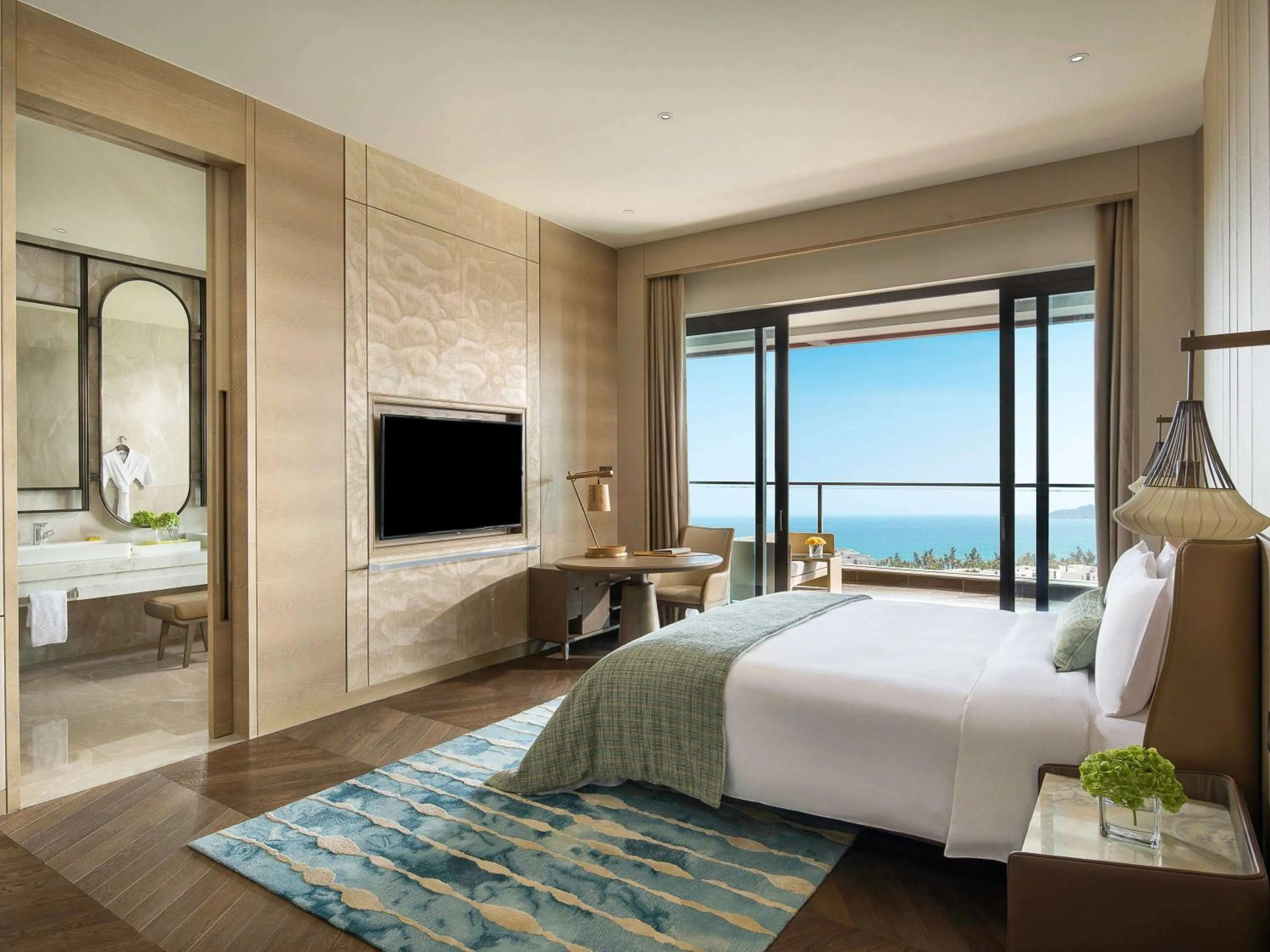 Lagoon Pool  King Bed Room  in Sofitel Sanya Leeman Resort