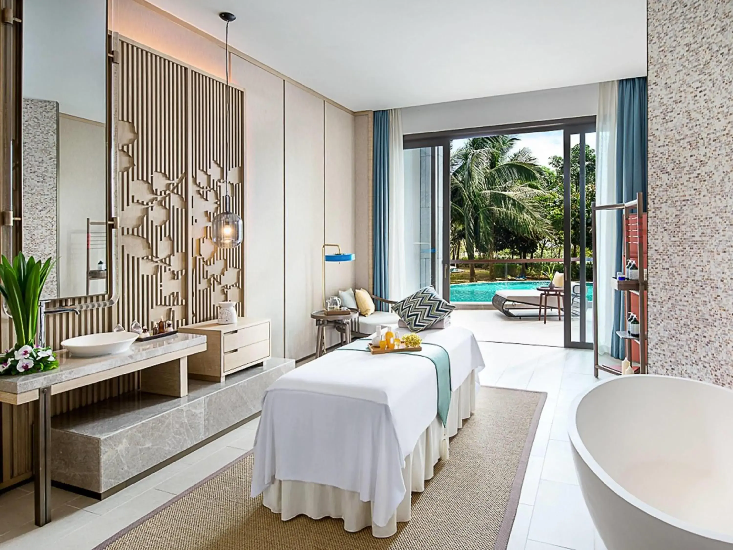 Spa and wellness centre/facilities, Bed in Sofitel Sanya Leeman Resort Spa and wellness centre/facilities, Bed in Sofitel Sanya Leeman Resort