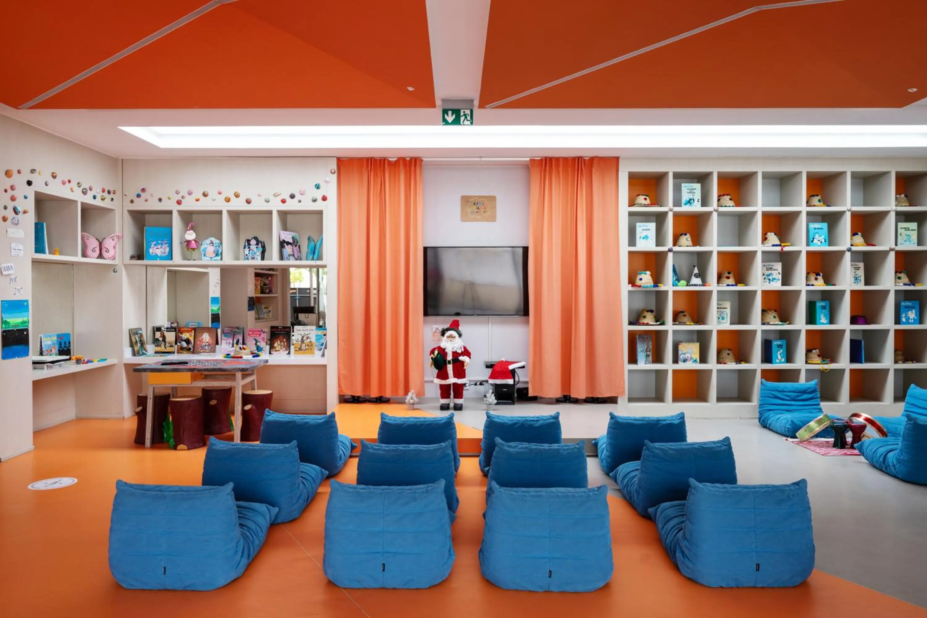 Library in Sofitel Tamuda Bay Beach And Spa