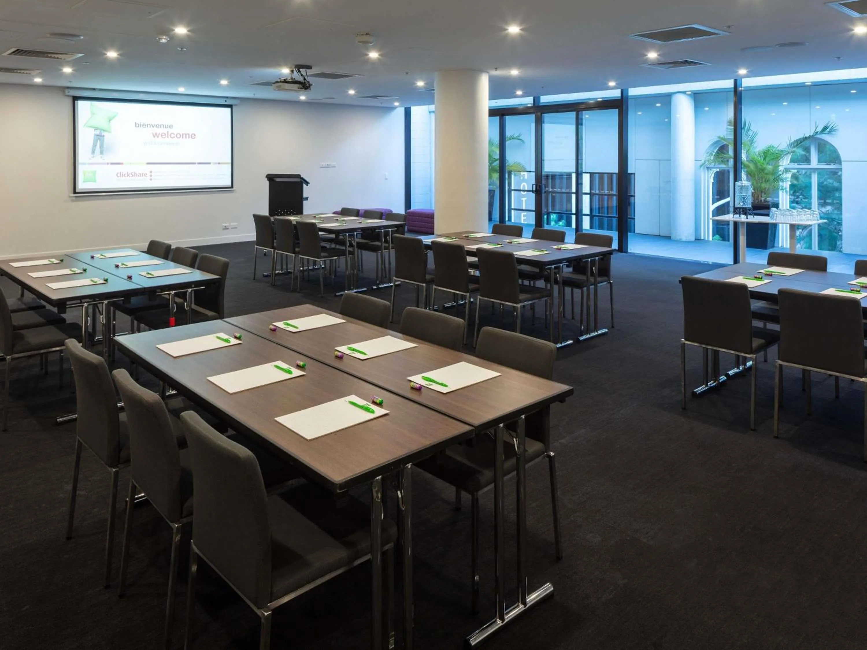 Meeting/conference room in ibis Styles Brisbane Elizabeth Street