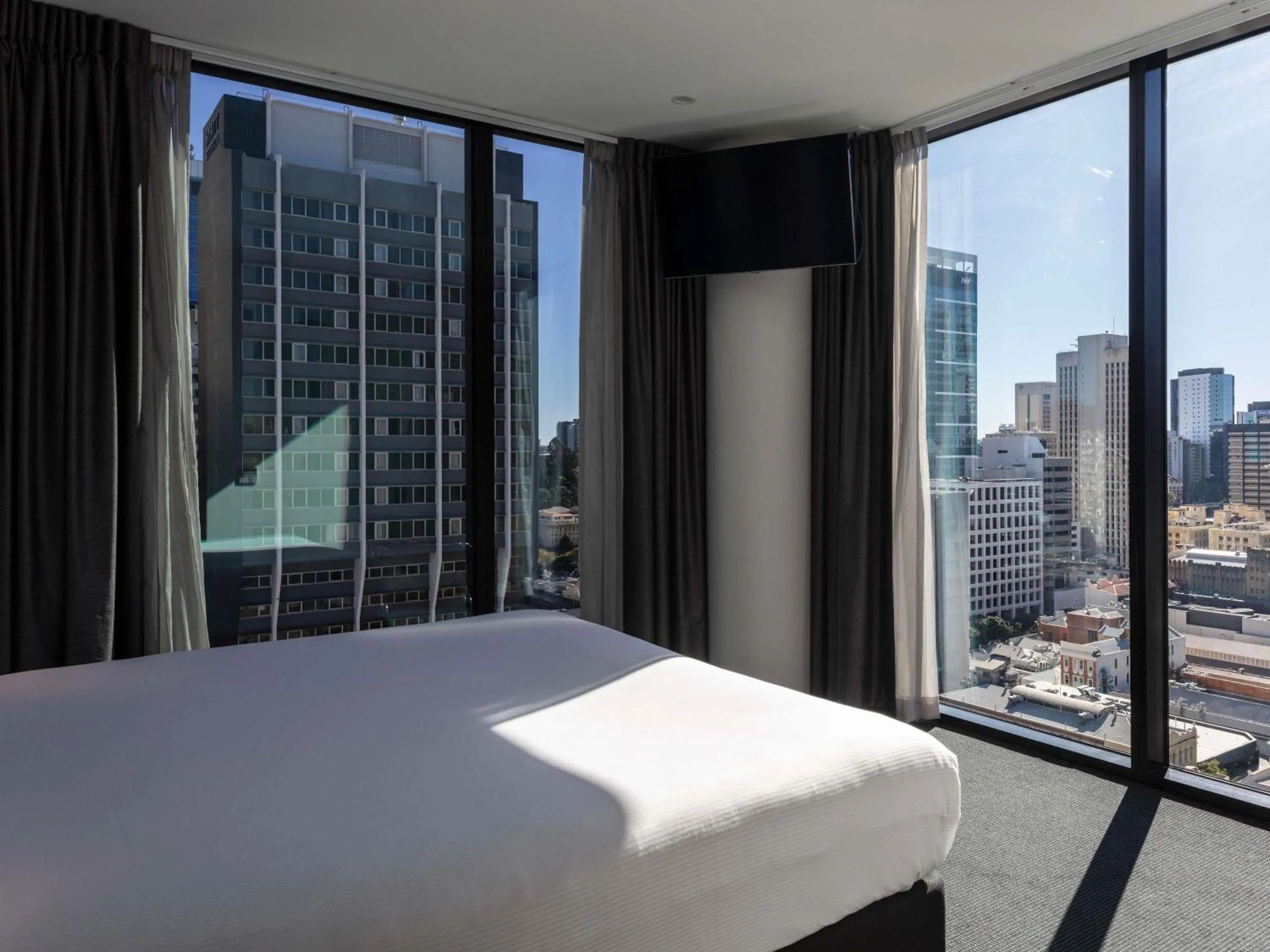 Bedroom, Bed in ibis Styles Brisbane Elizabeth Street