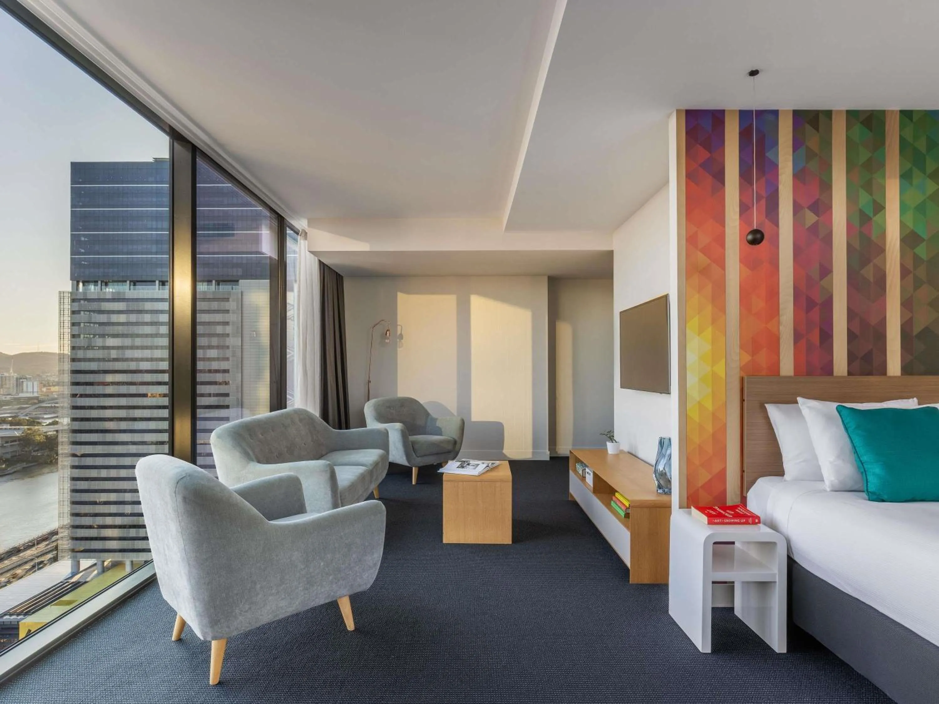 Bedroom in ibis Styles Brisbane Elizabeth Street