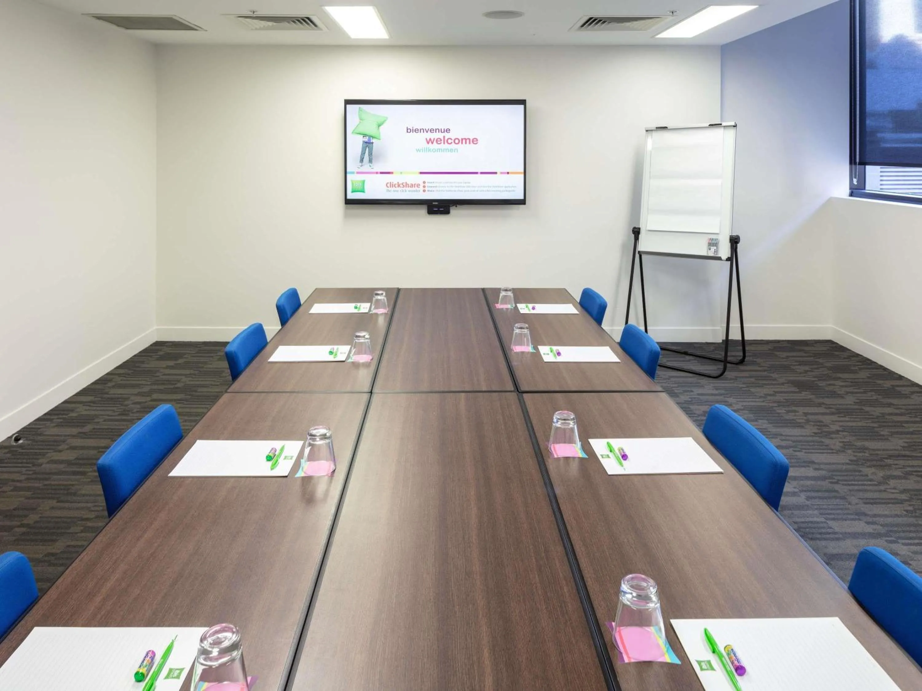 Meeting/conference room in ibis Styles Brisbane Elizabeth Street