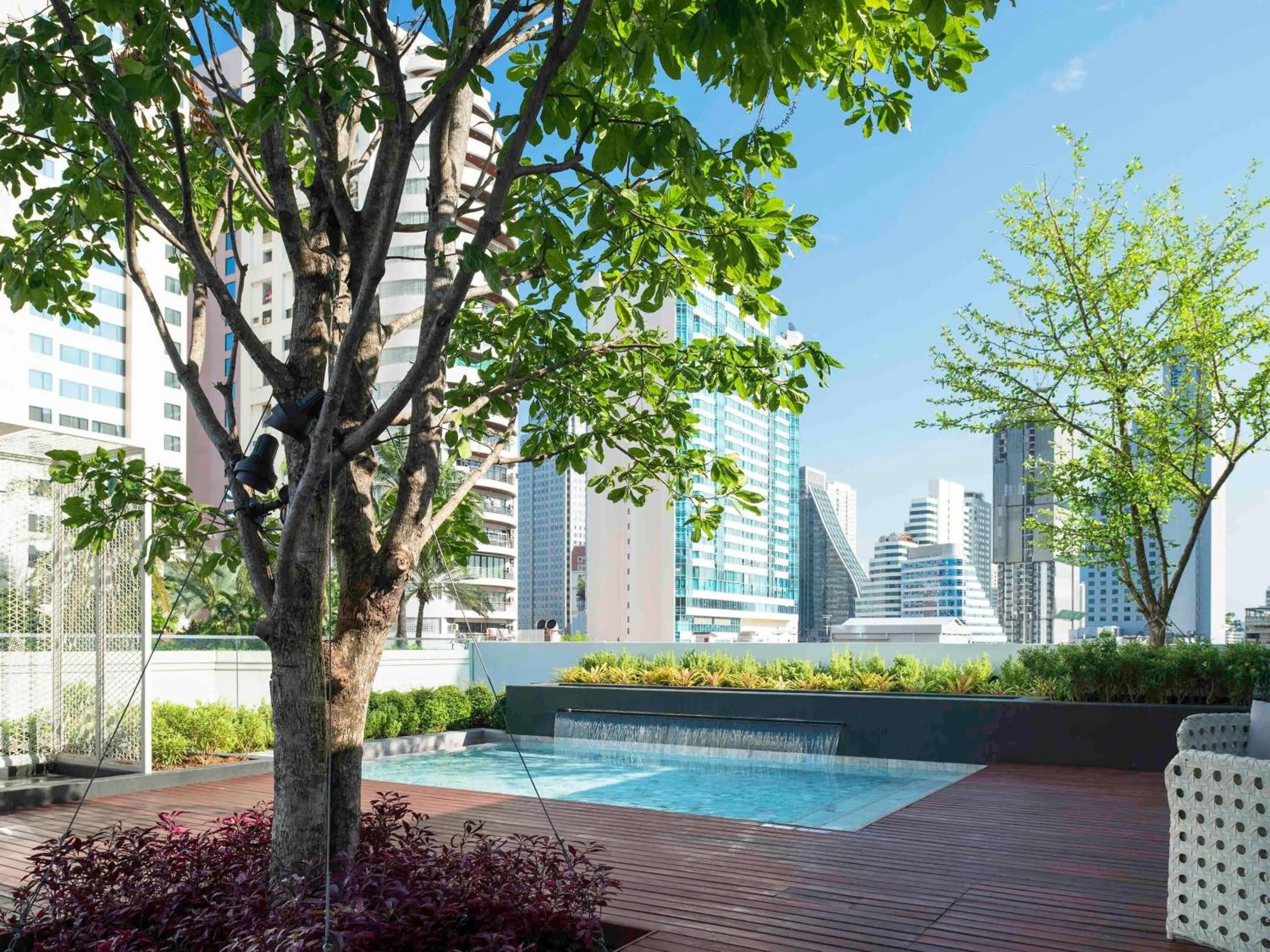 Pool view in Novotel Bangkok Sukhumvit 20