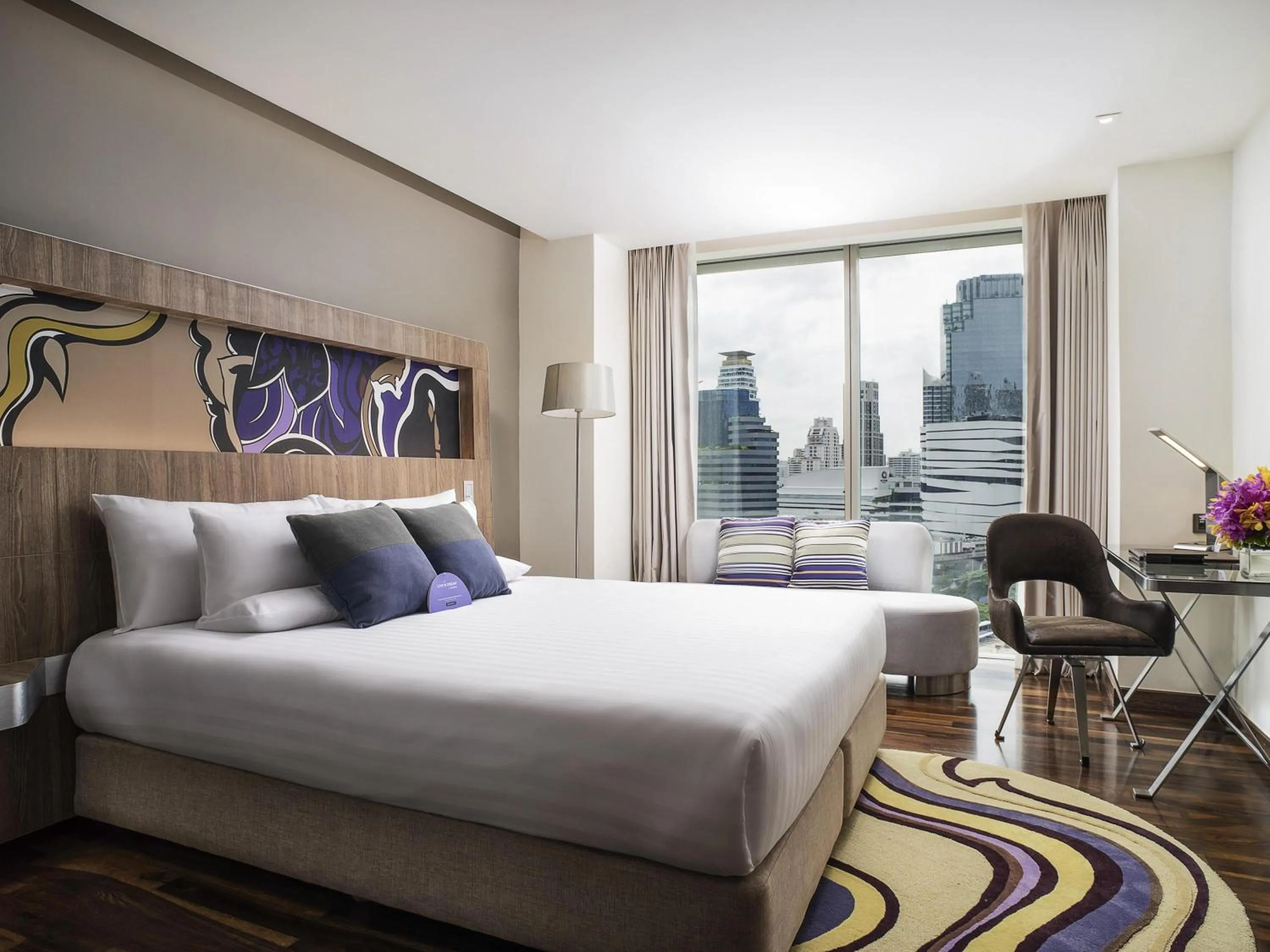 Bedroom, Bed in Novotel Bangkok Sukhumvit 20