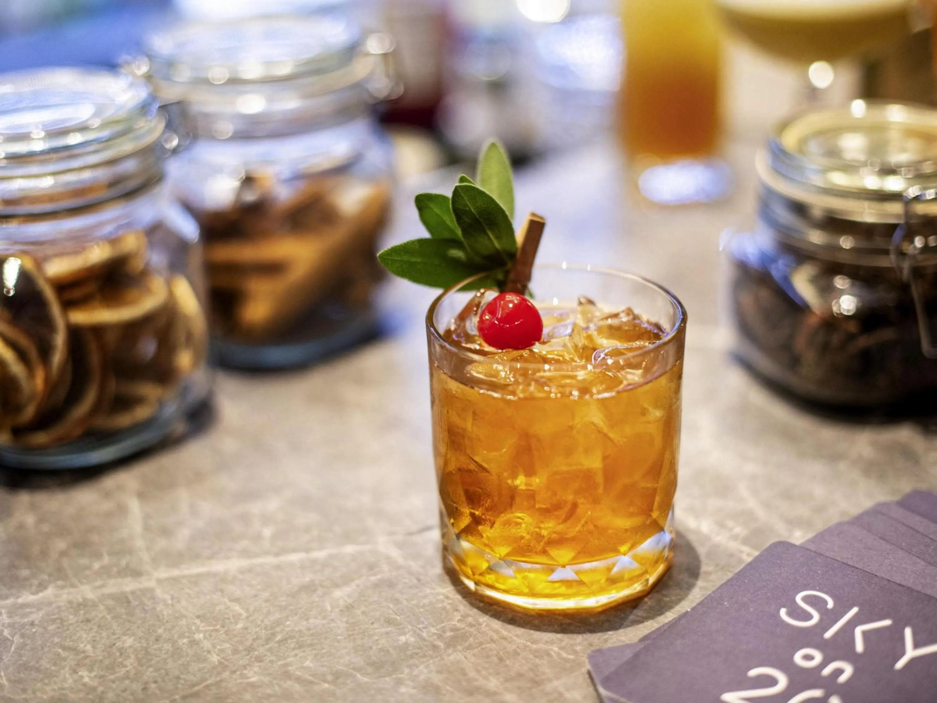 Restaurant/places to eat in Novotel Bangkok Sukhumvit 20