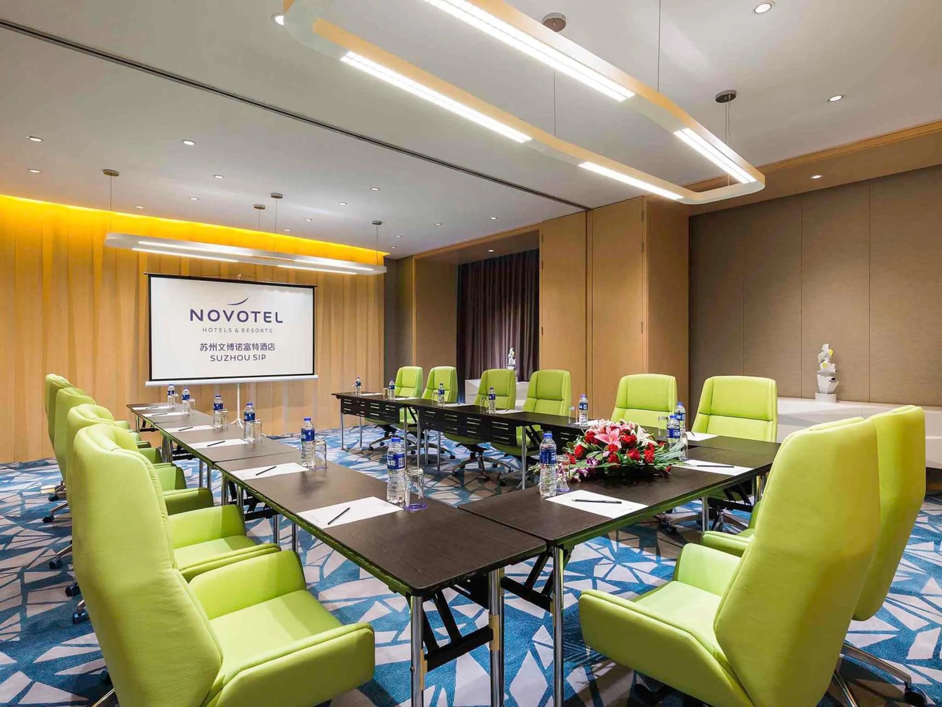Meeting/conference room in NOVOTEL Jinji Lake Suzhou SIP