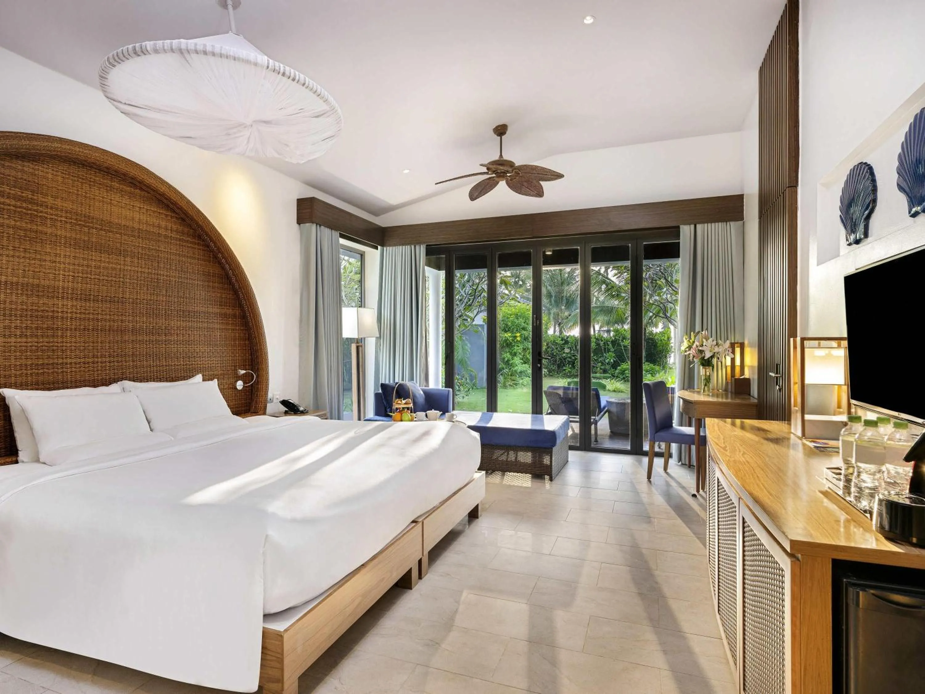Bedroom, Bed in Novotel Phu Quoc Resort