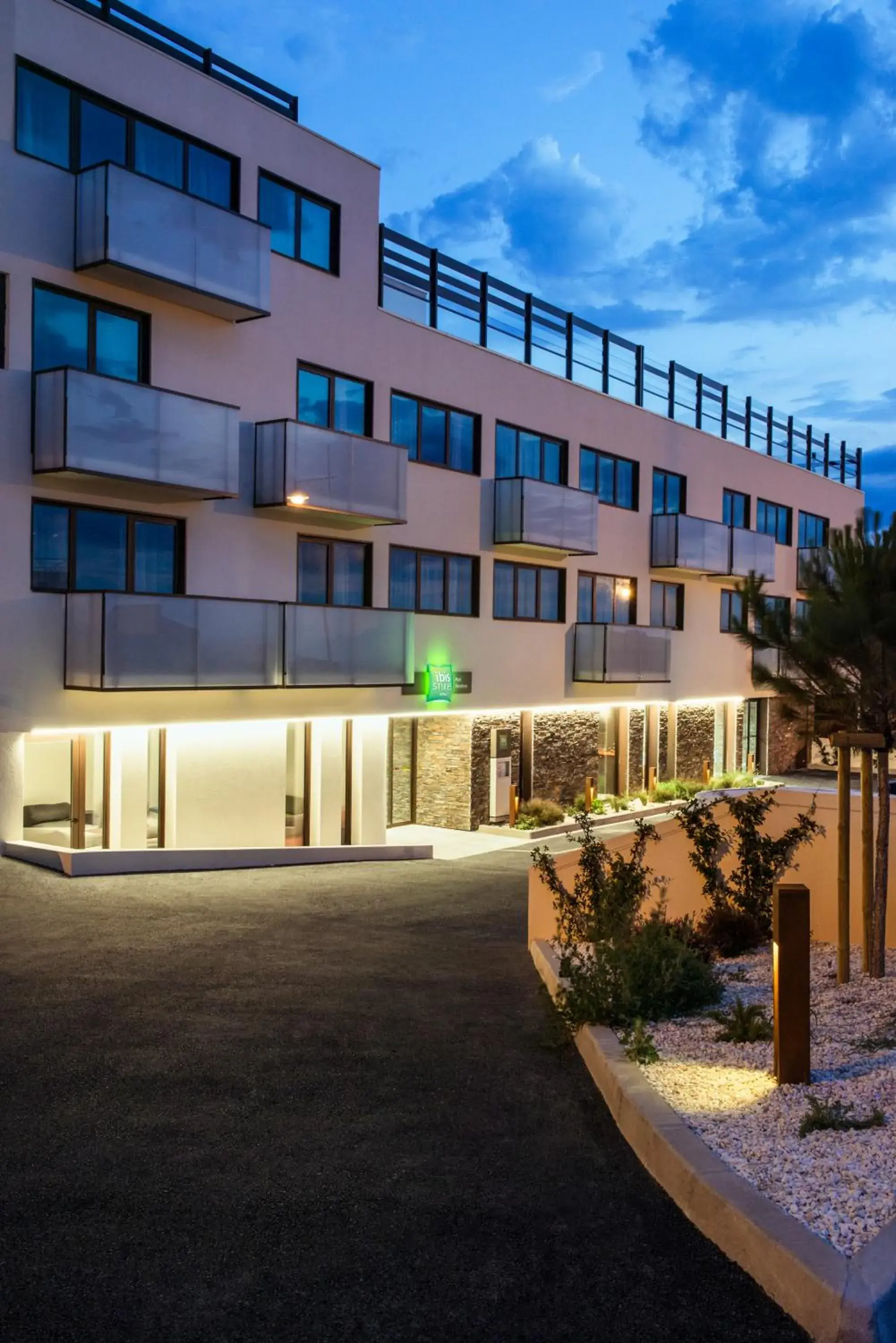 Property building in Ibis Styles Collioure Port Vendres Property building in Ibis Styles Collioure Port Vendres