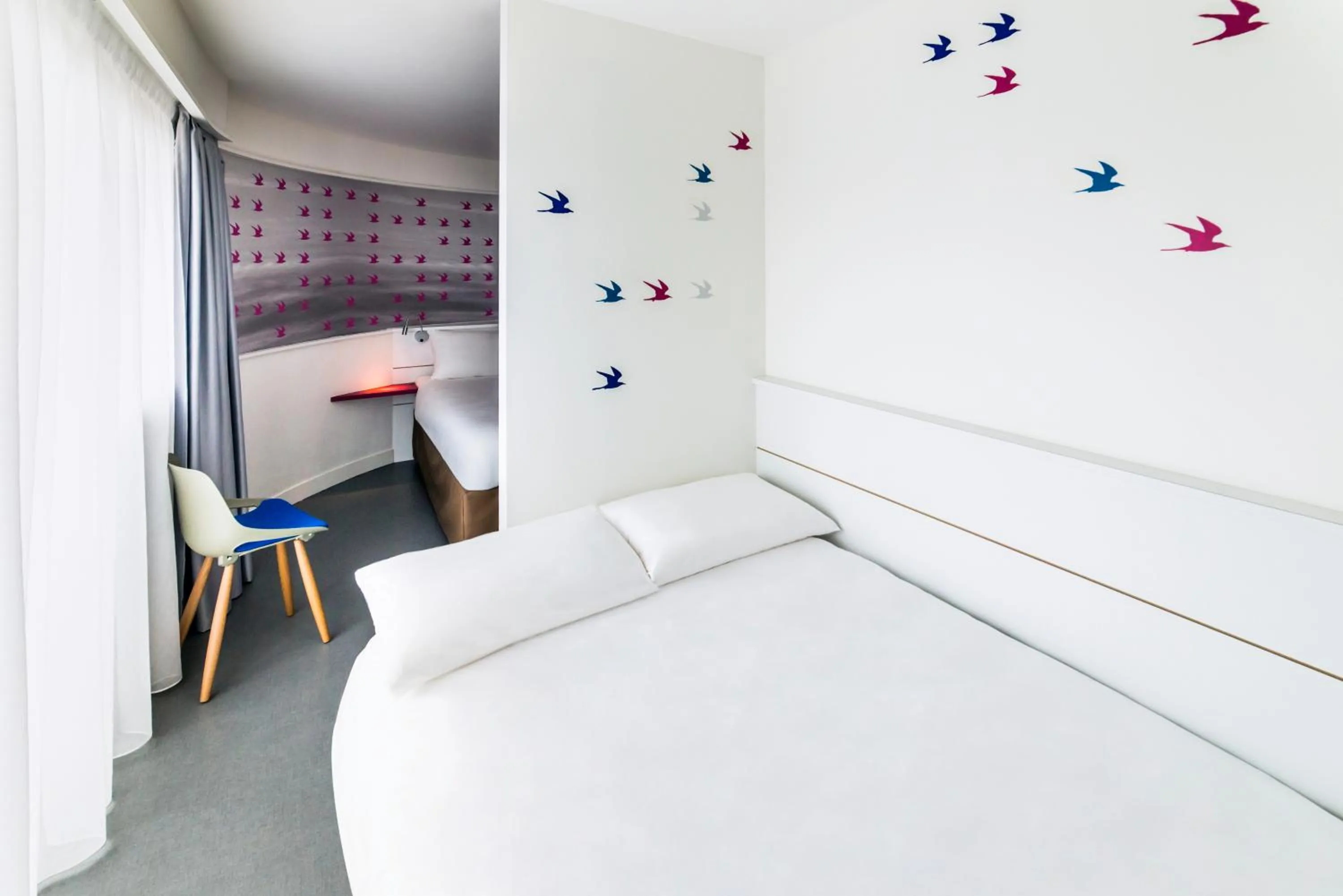 Photo of the whole room, Bed in Ibis Styles Collioure Port Vendres