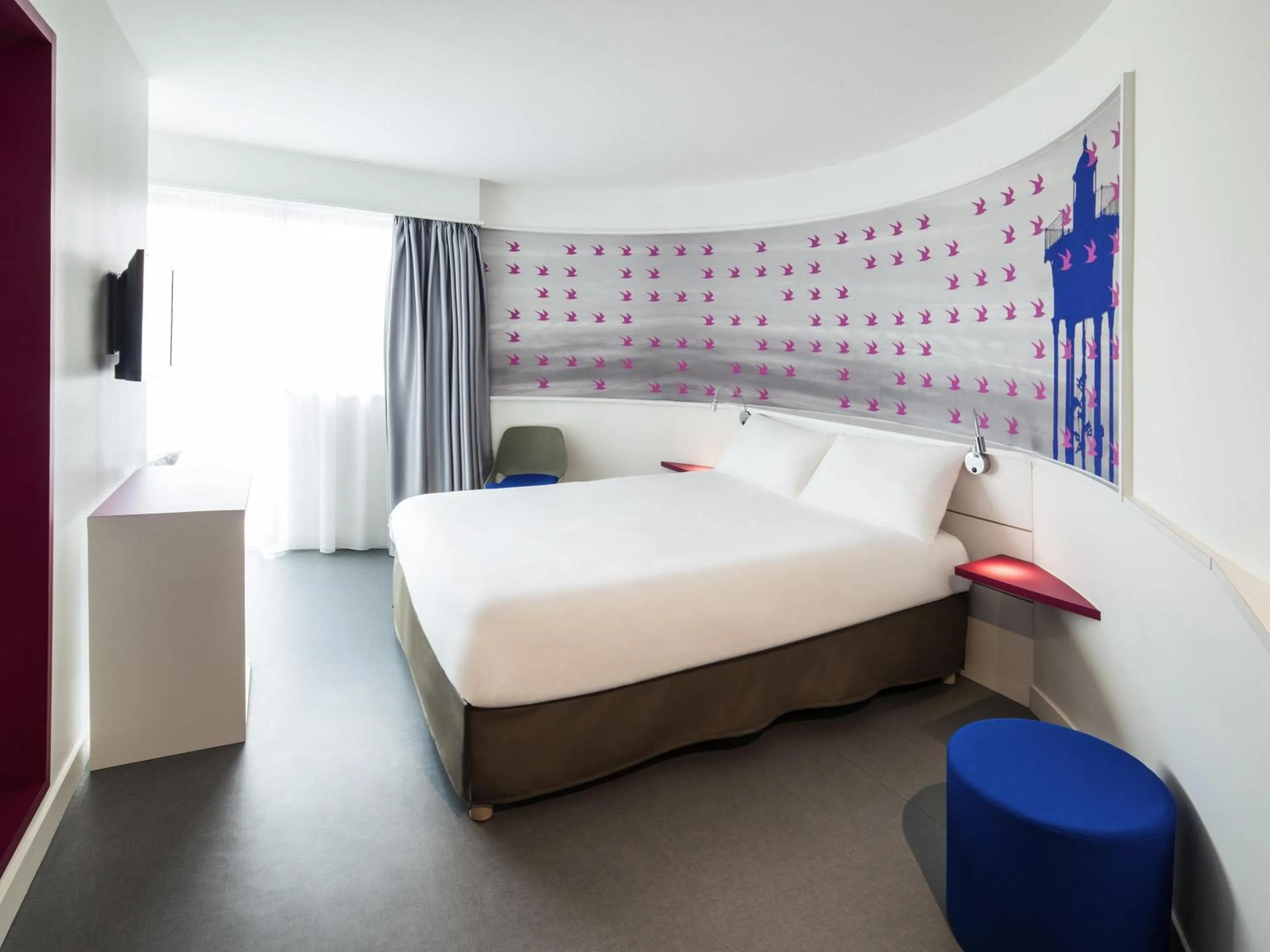 Bedroom, Bed in Ibis Styles Collioure Port Vendres