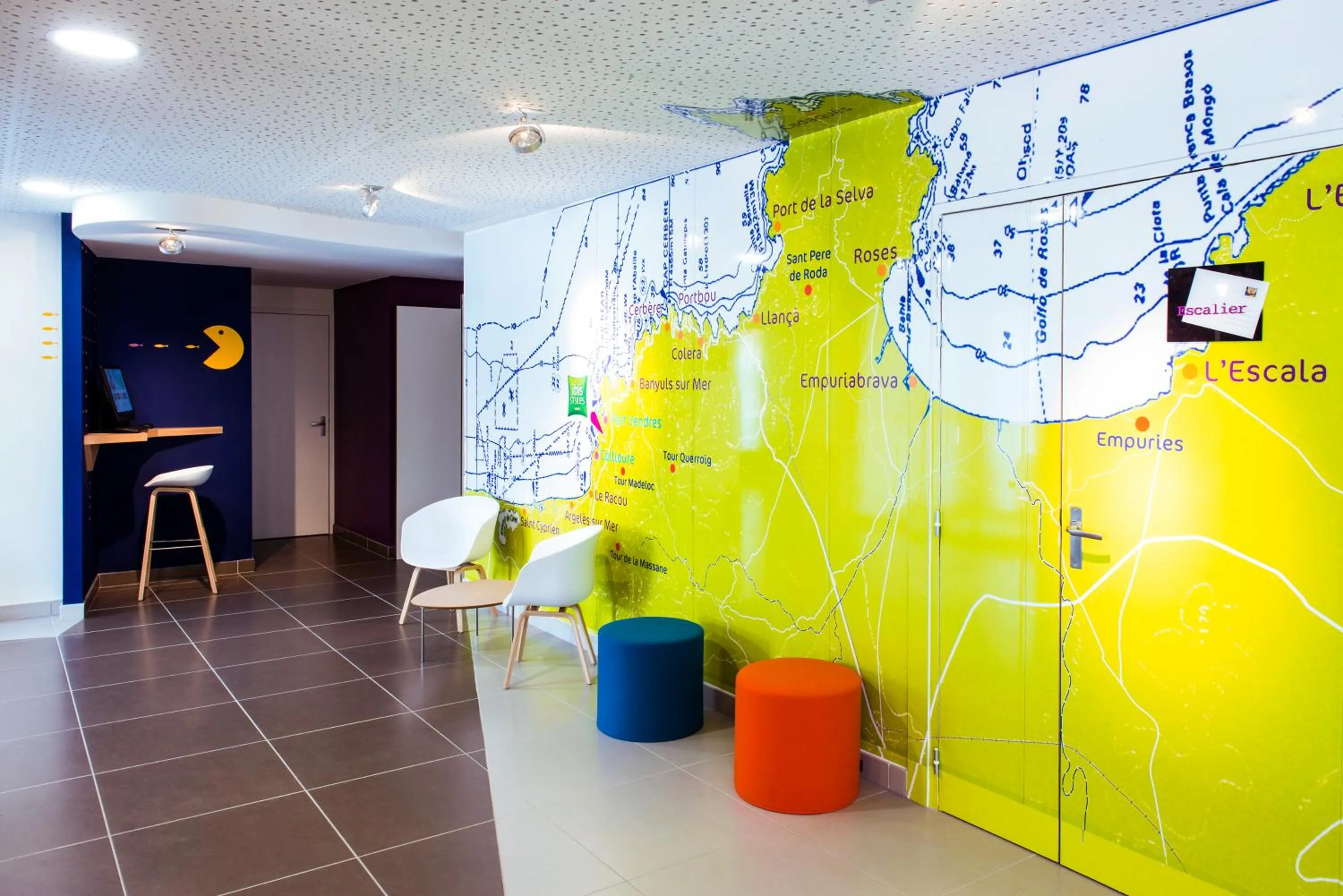 Lobby or reception in Ibis Styles Collioure Port Vendres