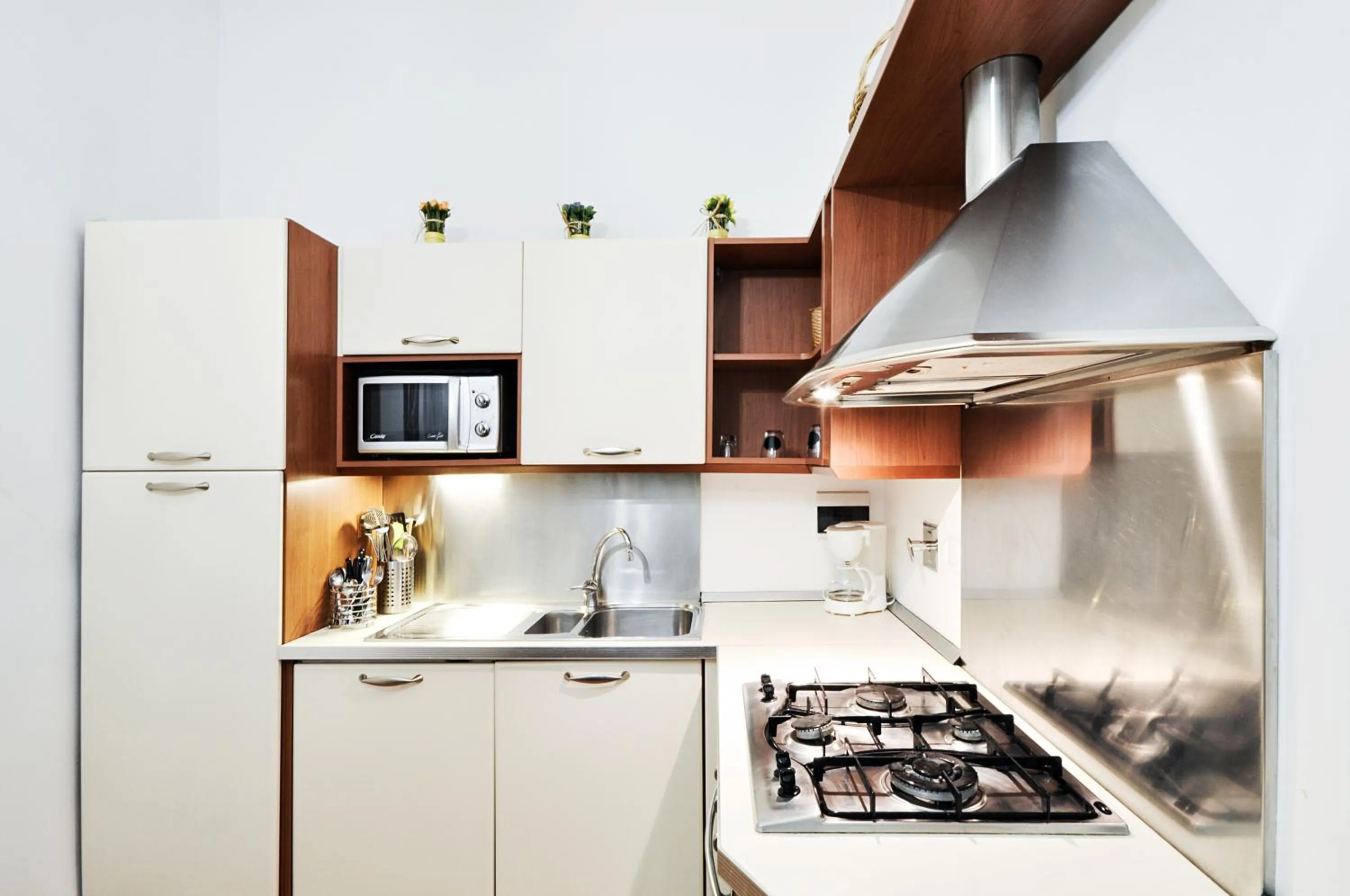 Communal kitchen in Uffizi Apartment 2