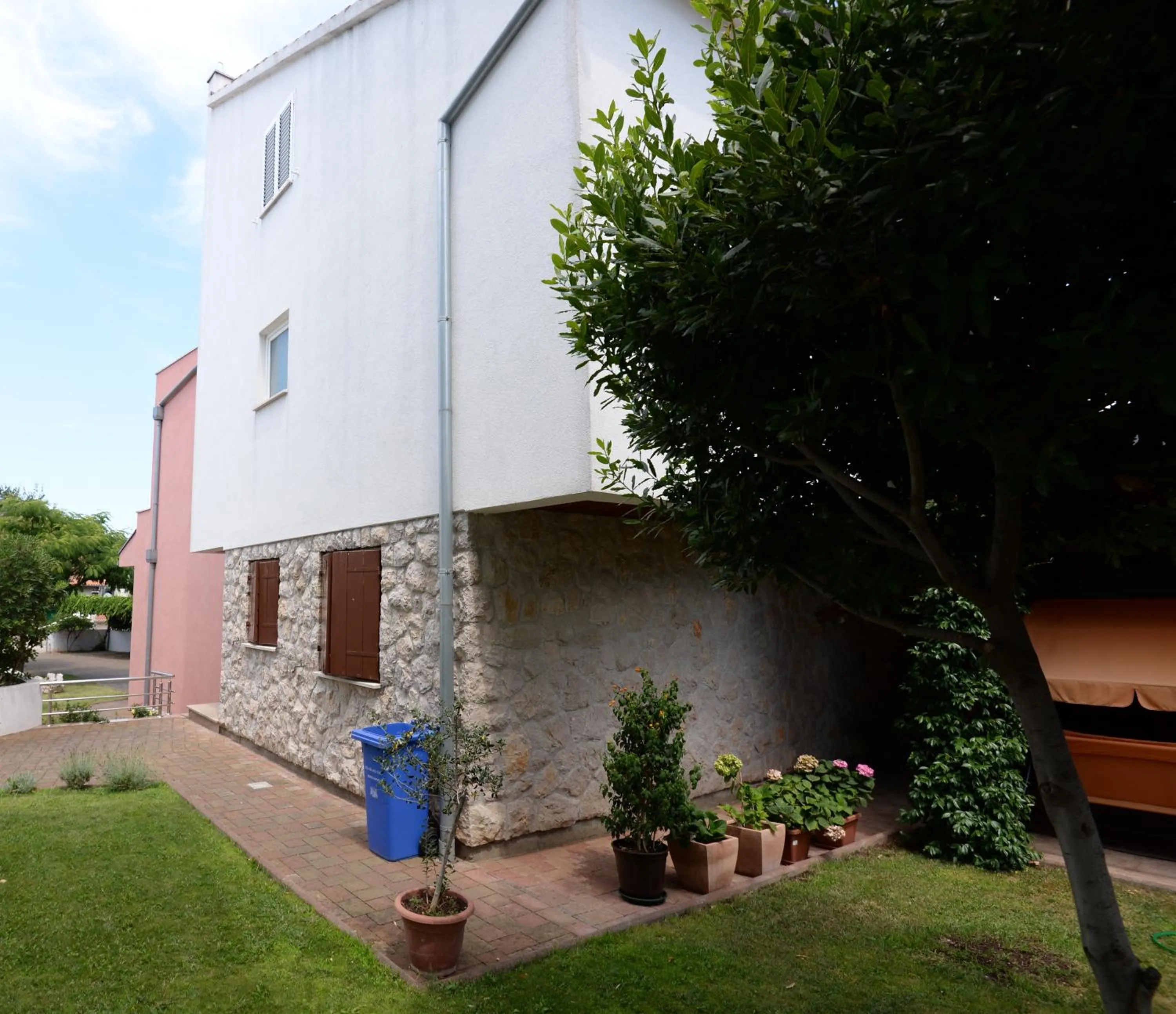 Apartments Leonarda