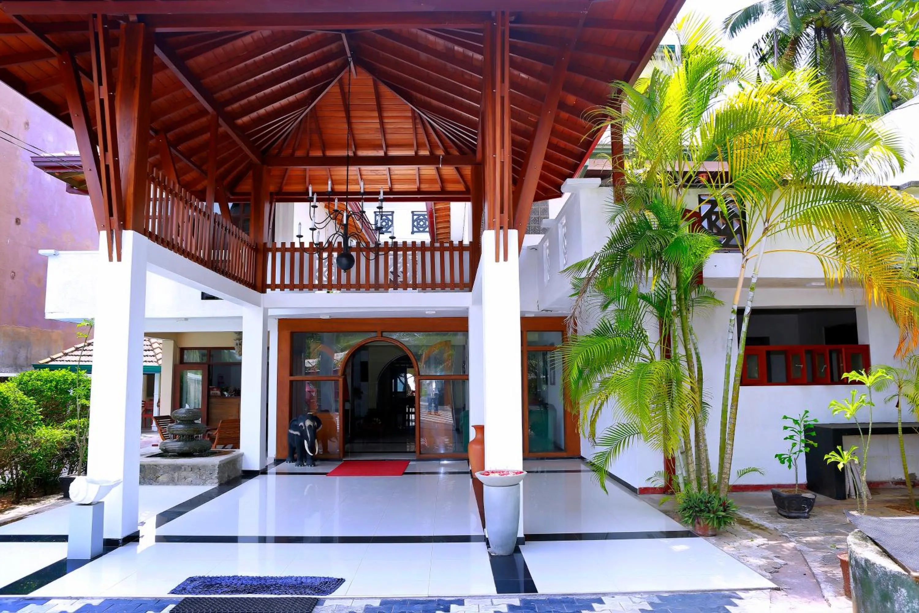 Southern Star Hotel