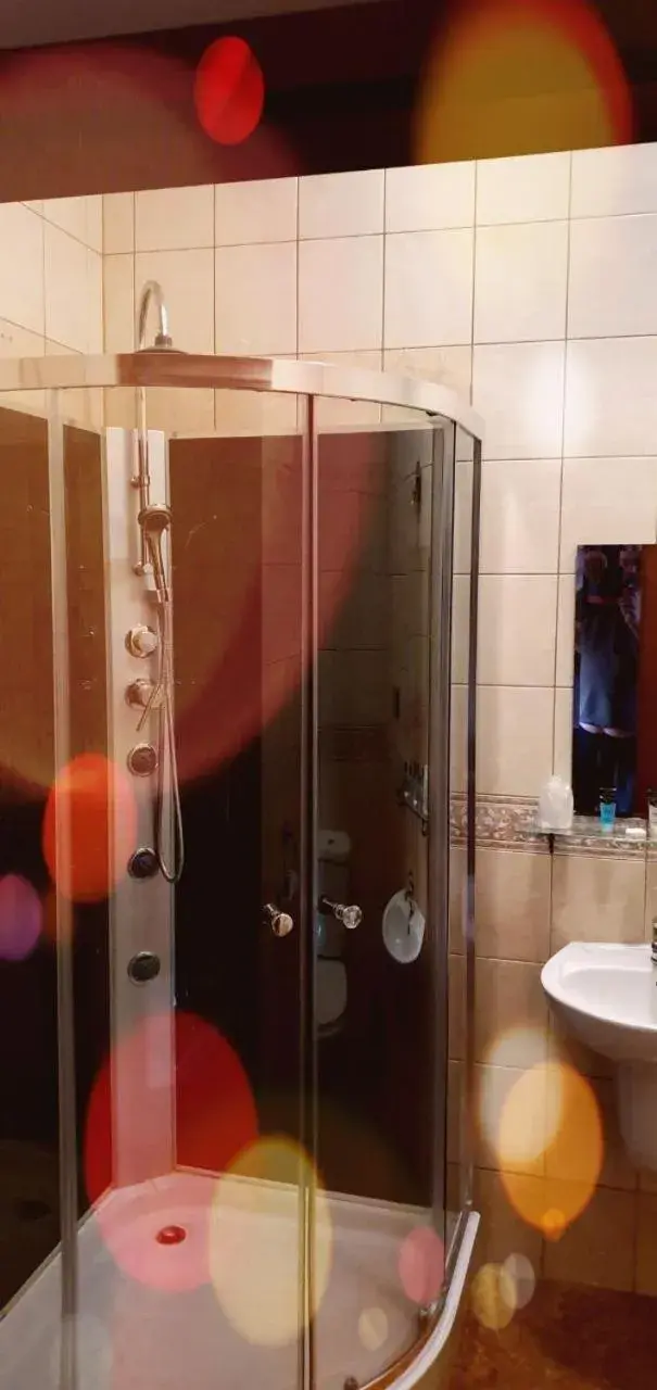 Single Room with Private Bathroom - single occupancy in Zajazd Forest Single Room with Private Bathroom - single occupancy in Zajazd Forest