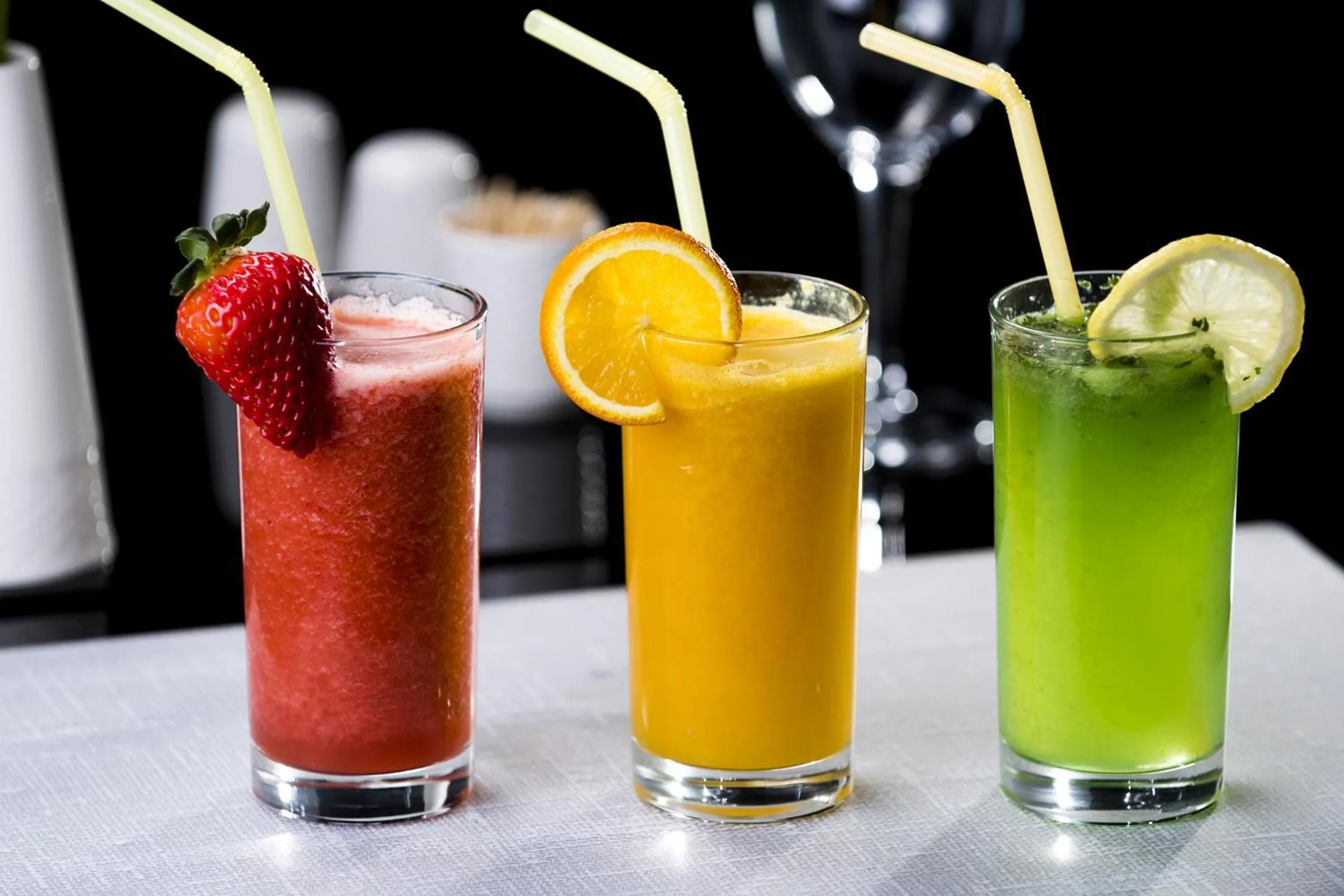 Restaurant/places to eat in Hotel Best Night