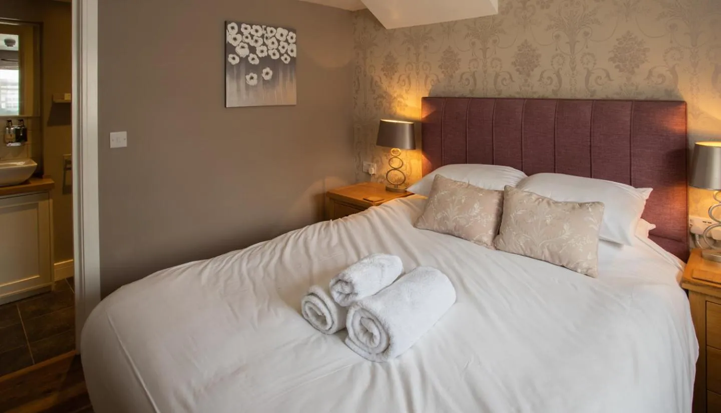 Bedroom, Bed in The White Lion, Soberton