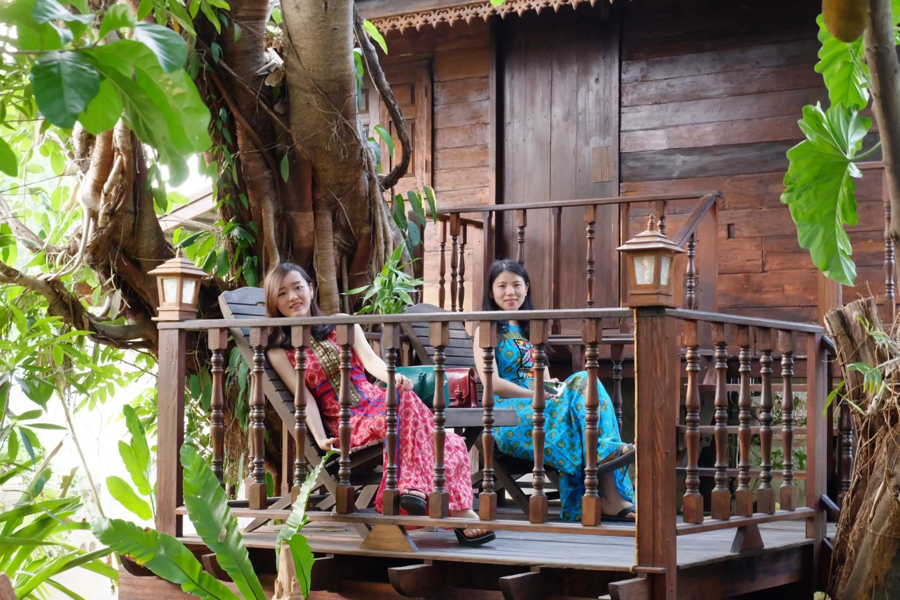 Guests in Kittawan Home&Gallery