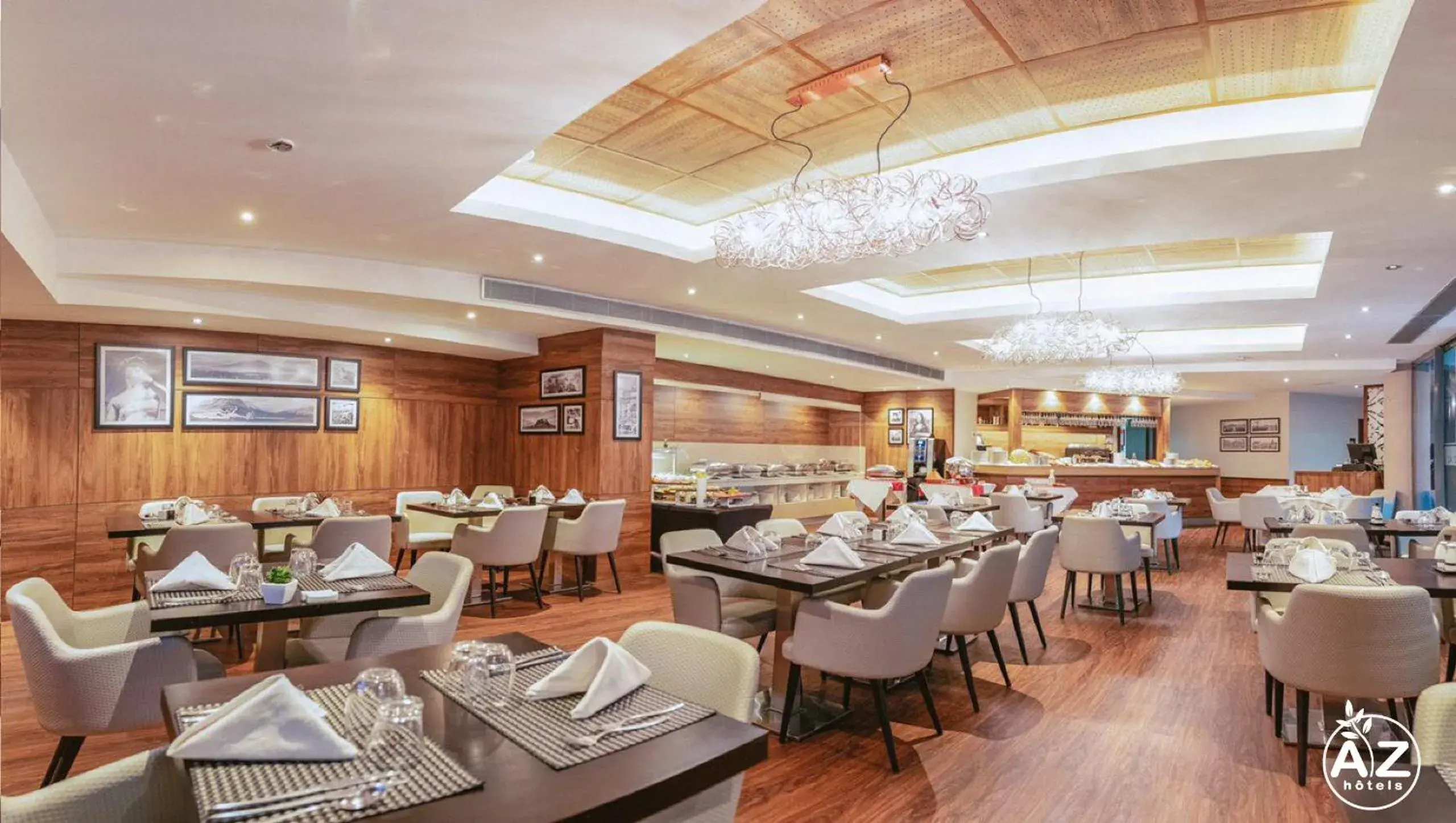 Restaurant/places to eat in AZ Hôtels Zeralda Restaurant/places to eat in AZ Hôtels Zeralda