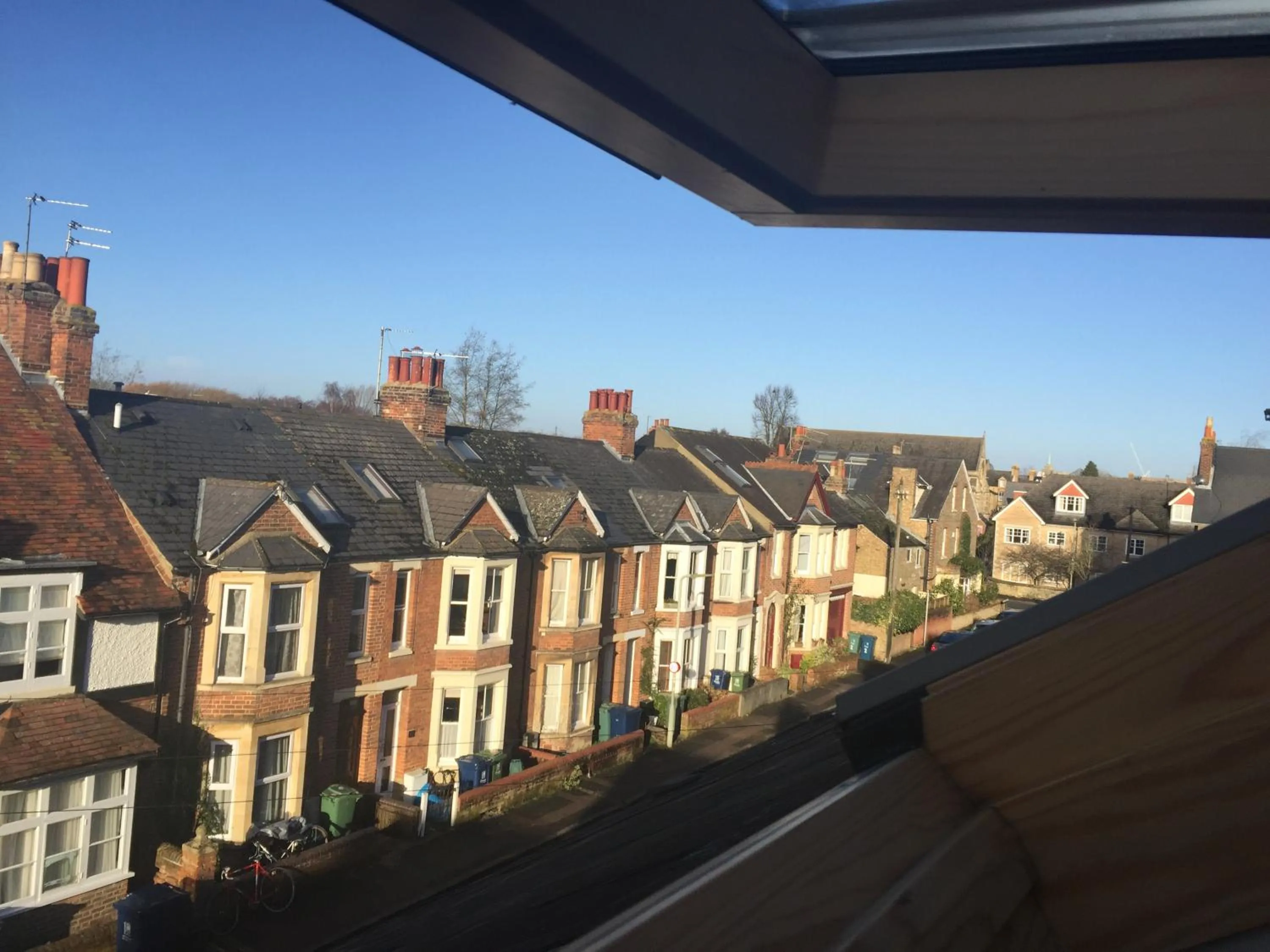 Neighbourhood in Cozy Place
