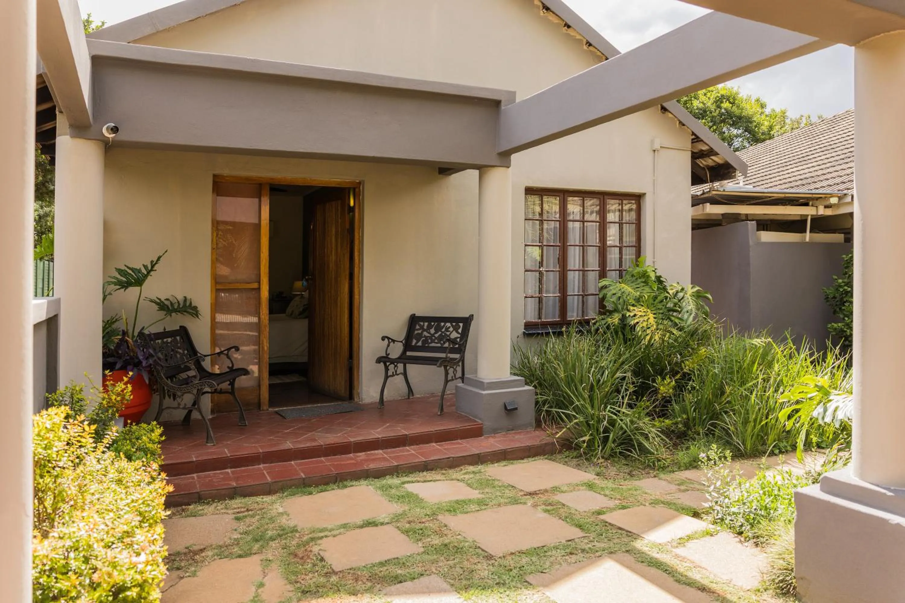 Property building in Rozendal Guest House