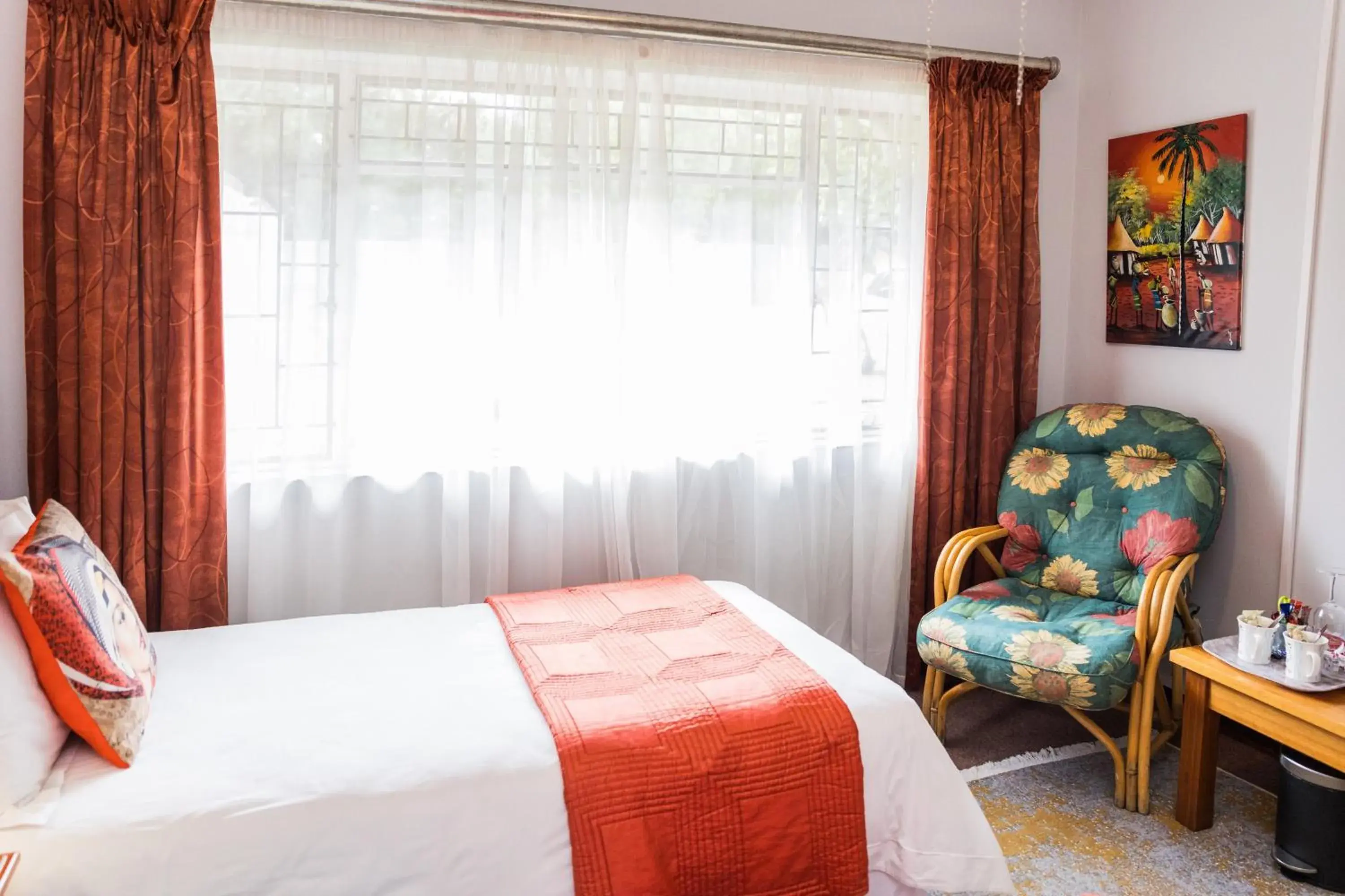 Standard Twin Room - single occupancy in Rozendal Guest House Standard Twin Room - single occupancy in Rozendal Guest House