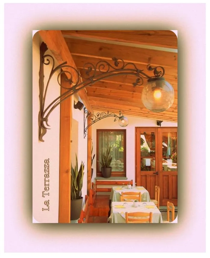 Facade/entrance, Bed in Hotel Beau Sejour