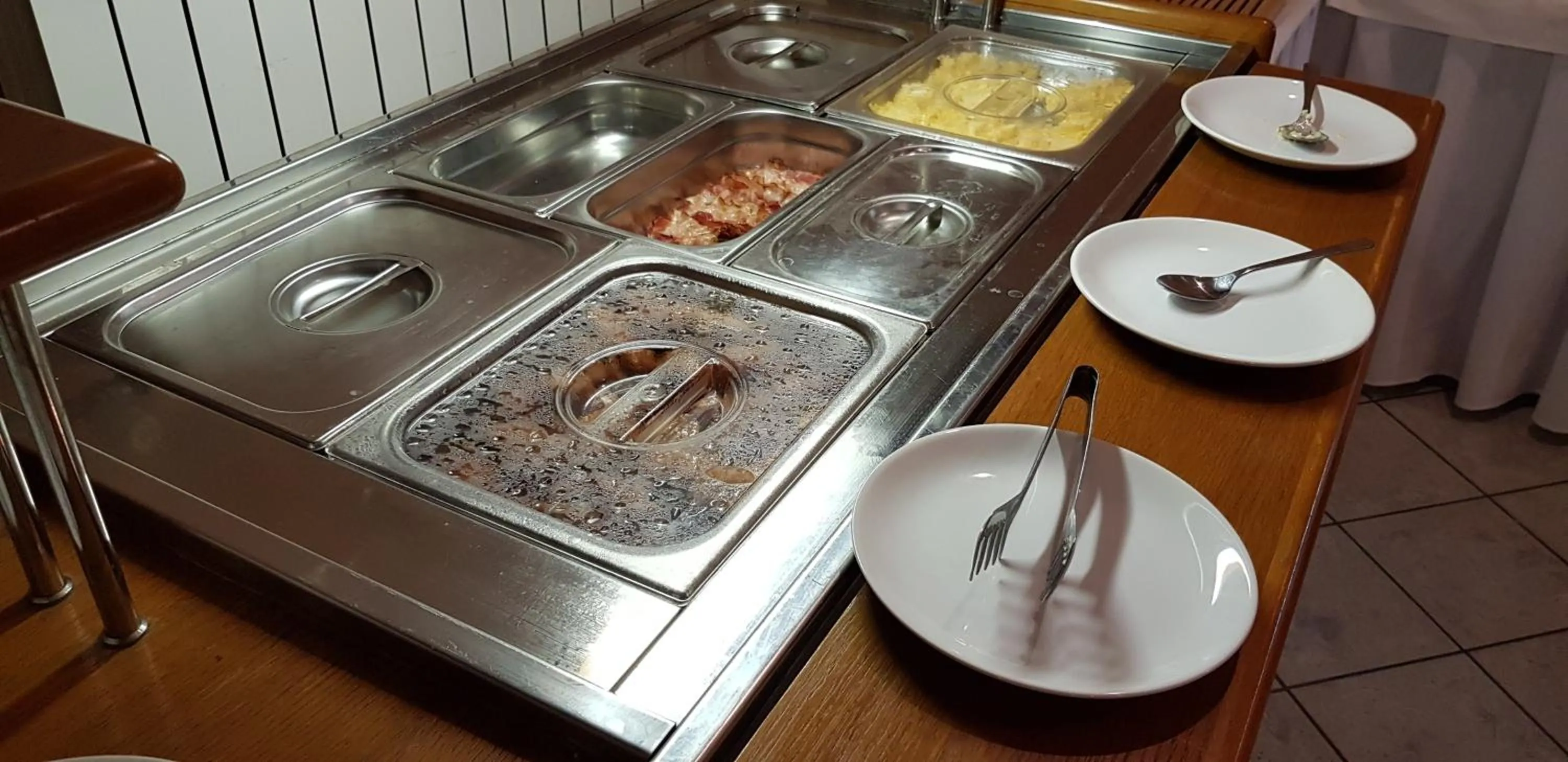 Buffet breakfast in Hotel Diana