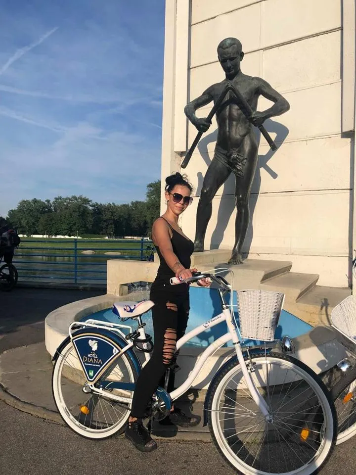 People in Hotel Diana