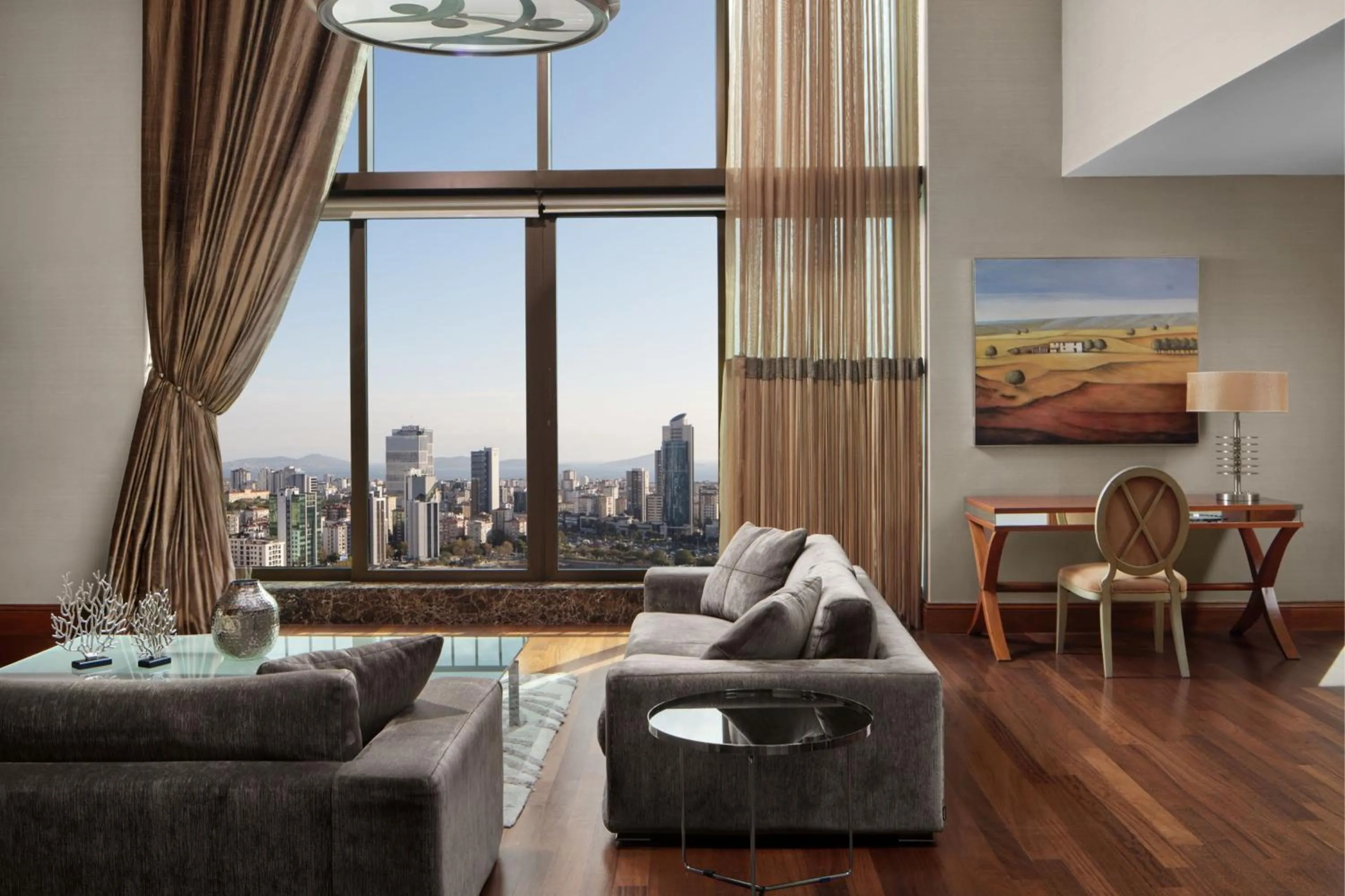 Living room in Istanbul Marriott Hotel Asia