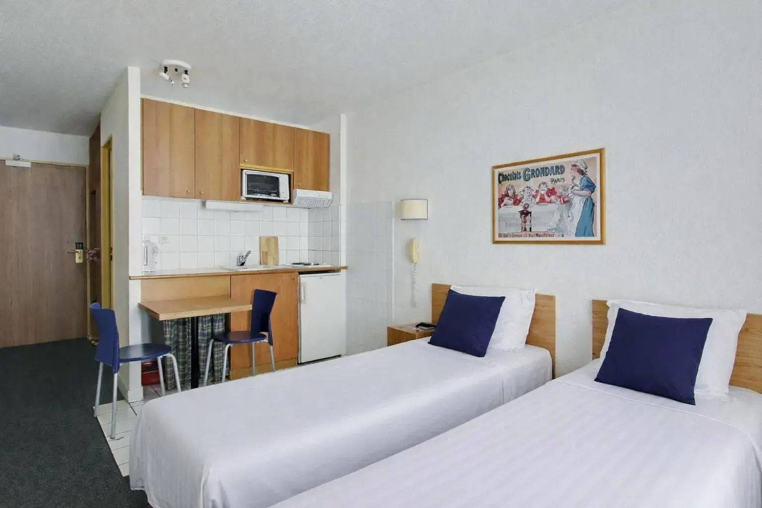 Studio Twin - single occupancy in Les Lilas Serviced Apartments Studio Twin - single occupancy in Les Lilas Serviced Apartments