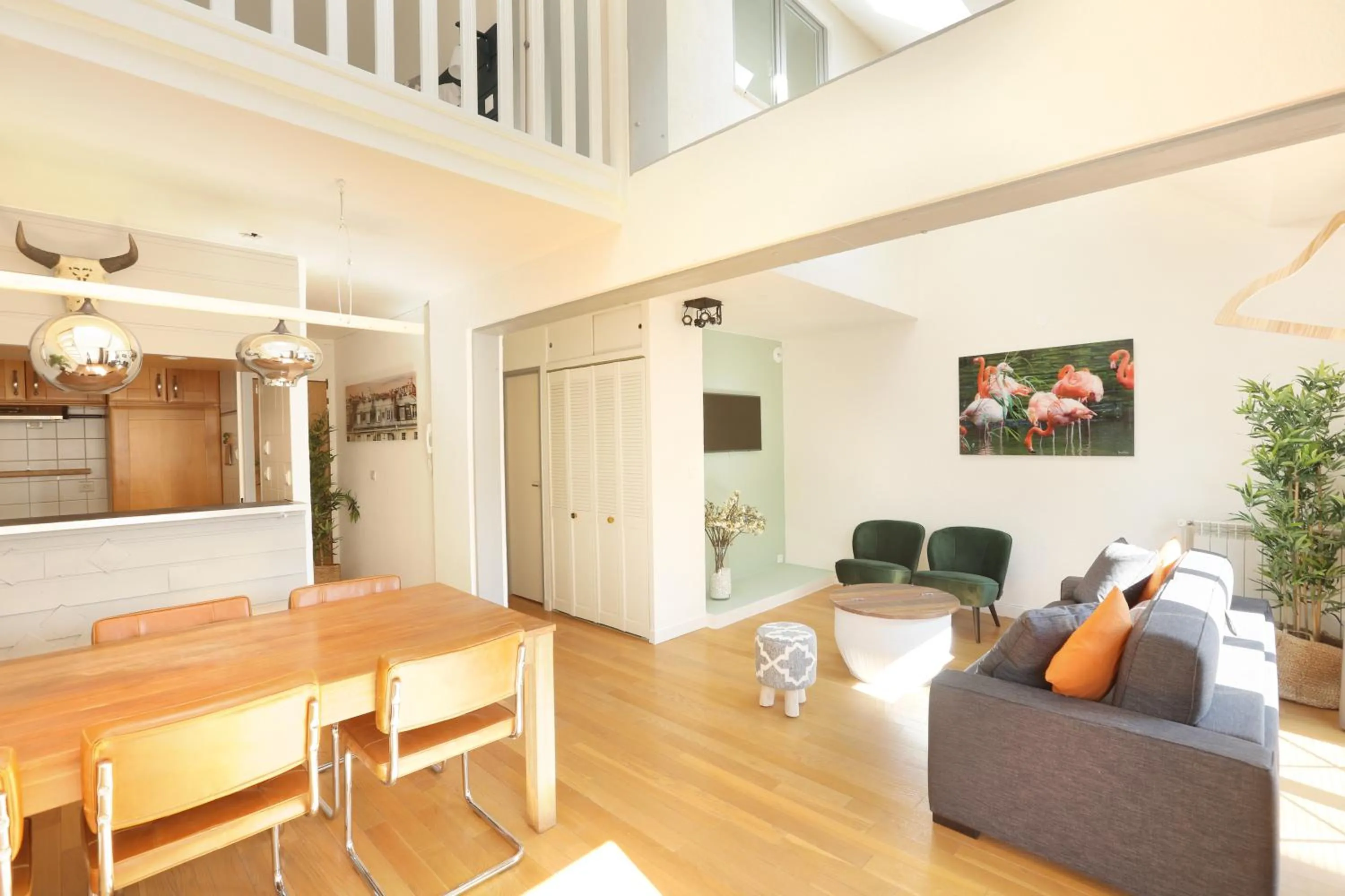 Living room in Les Lilas Serviced Apartments